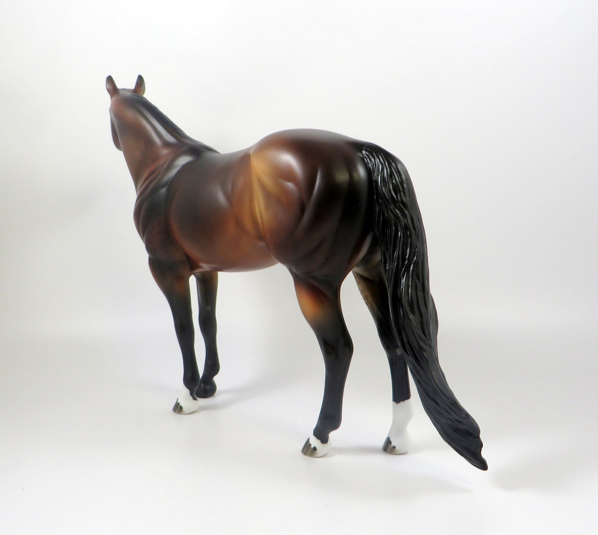 QUICK SPLIT-OOAK DAPPLE BAY ISH MODEL HORSE 8/6/19