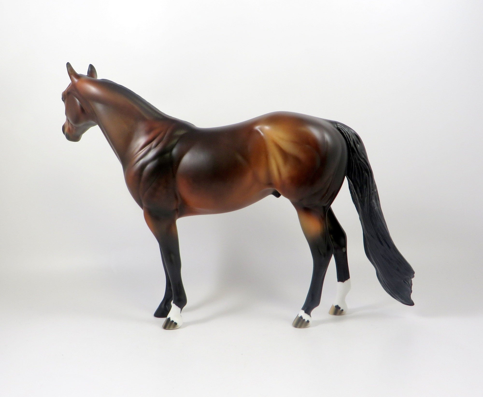 QUICK SPLIT-OOAK DAPPLE BAY ISH MODEL HORSE 8/6/19