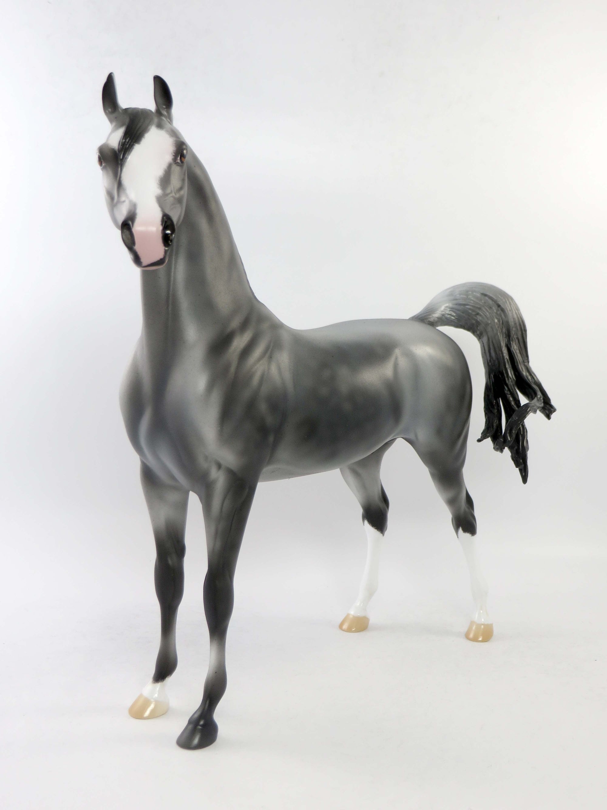 JAMIE-OOAK DAPPLE GREY ARABIAN MODEL HORSE BY DAWN QUICK EQ 2018