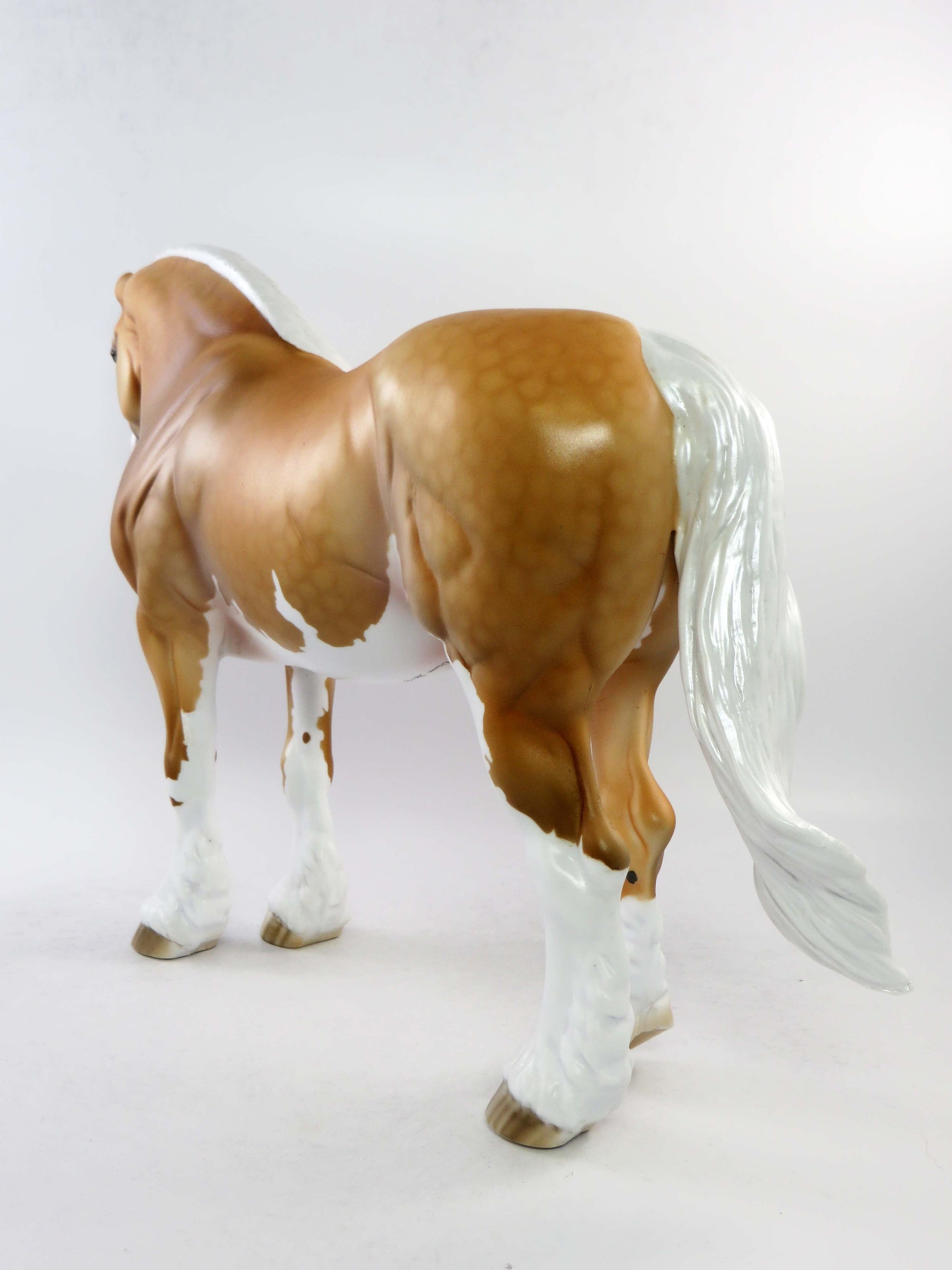MONA-OOAK DAPPLE PALOMINO PINTO CUSTOM HEAVY DRAFT MARE MODEL HORSE BY DAWN QUICK EQ 2018
