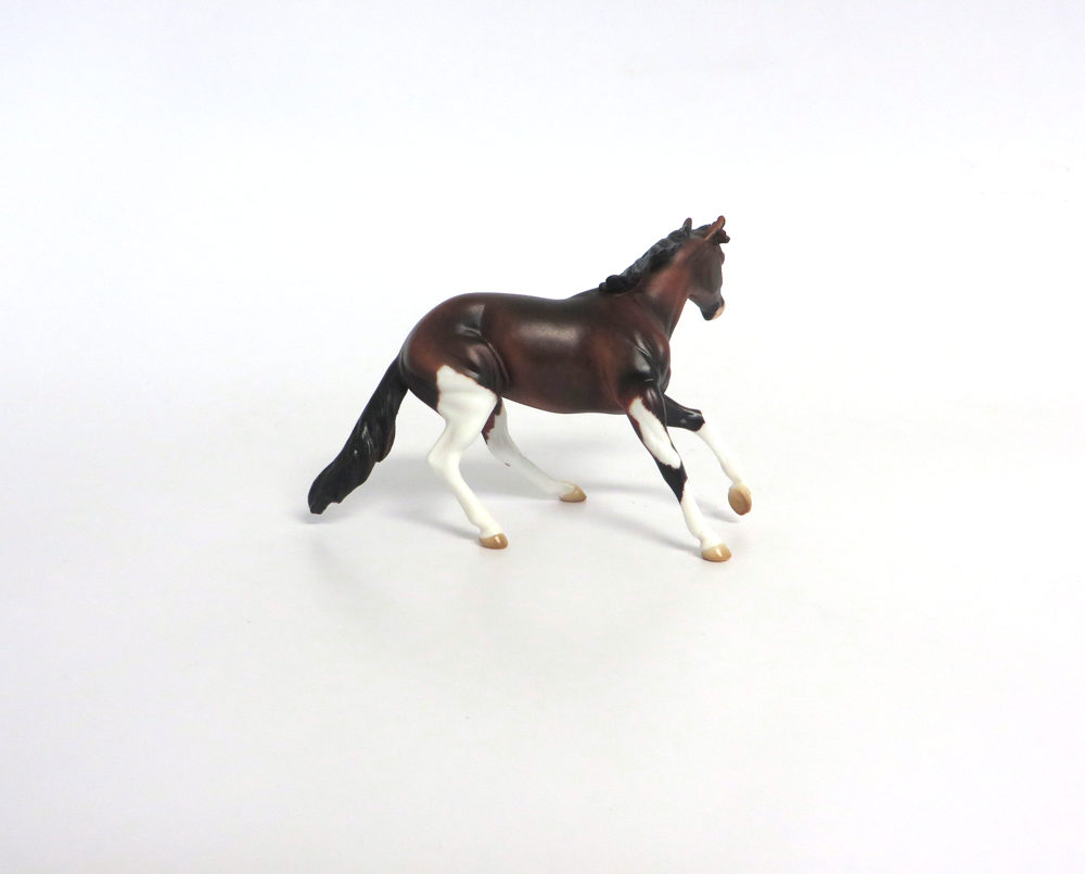 SHADOW  -- OOAK CUTTER CHIP DARK BAY BY MISSY FOX MW19