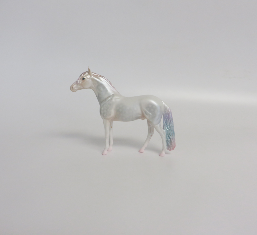 CRYSTAL -- OOAK SPRING DECORATOR ANDY CHIP MW19