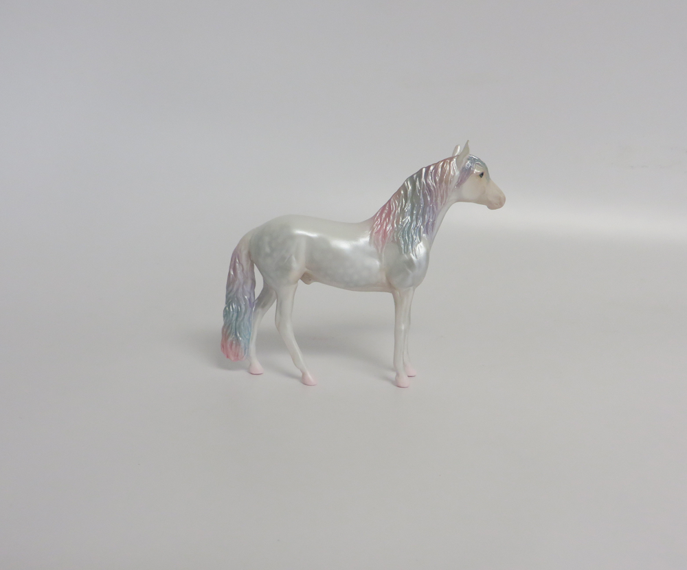 CRYSTAL -- OOAK SPRING DECORATOR ANDY CHIP MW19