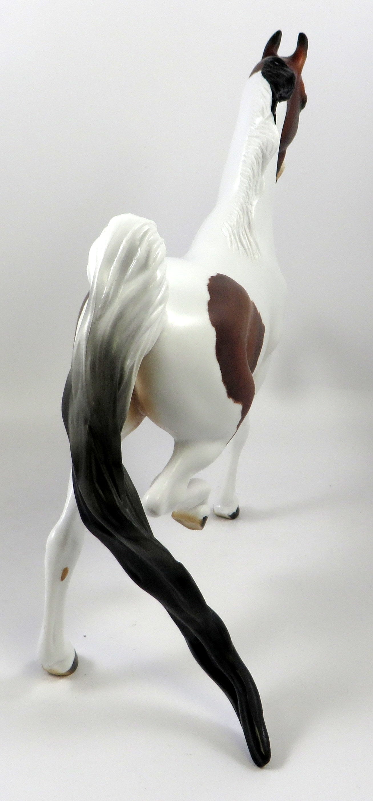 MAVERICK-OOAK ETCHED DAPPLE BAY SADDLEBRED MODEL HORSE 8/15/19