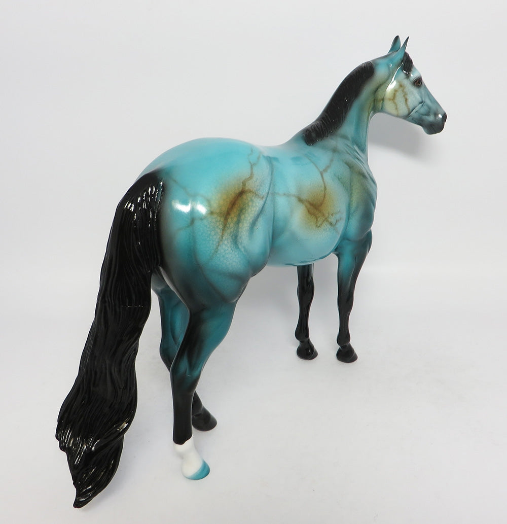 FLAGSTAFF-OOAK TURQUOISE ISH MODEL HORSE EQ 2018