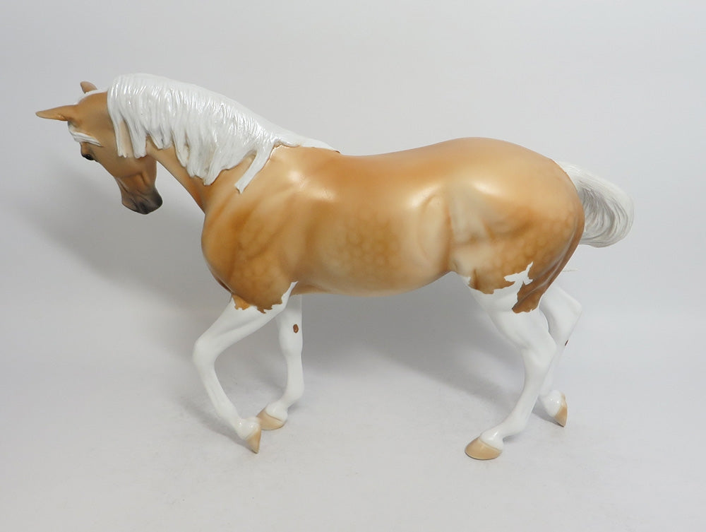 SNOWDONIA-OOAK PALOMINO PINTO THOROUGHBRED MODEL HORSE BY DAWN QUICK 7/23/18