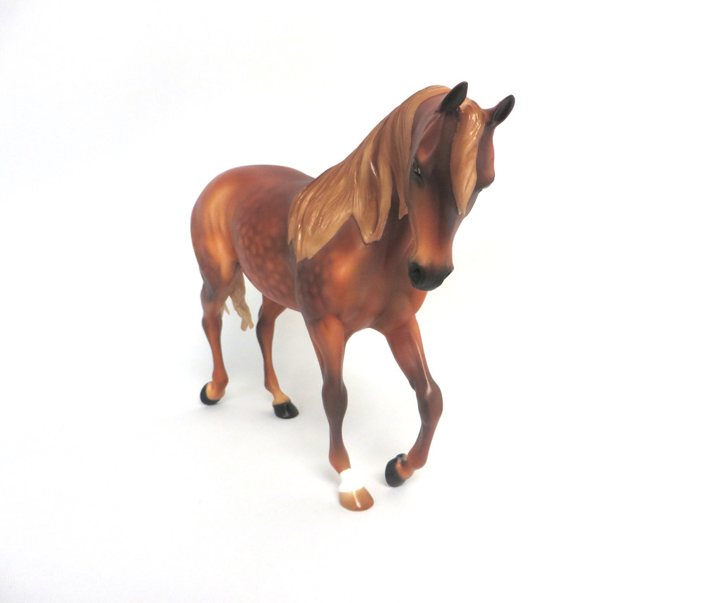 INNISWOOD- LE -13 DAPPLED CHESTNUT WITH FLAXEN MANE AN TAIL BY AUDREY DIXON MW19 EA19