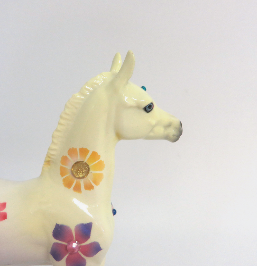 DAIZEY MAE-OOAK YELLOW FLORAL DECO ARABIAN FOAL MODEL HORSE 3/29/19
