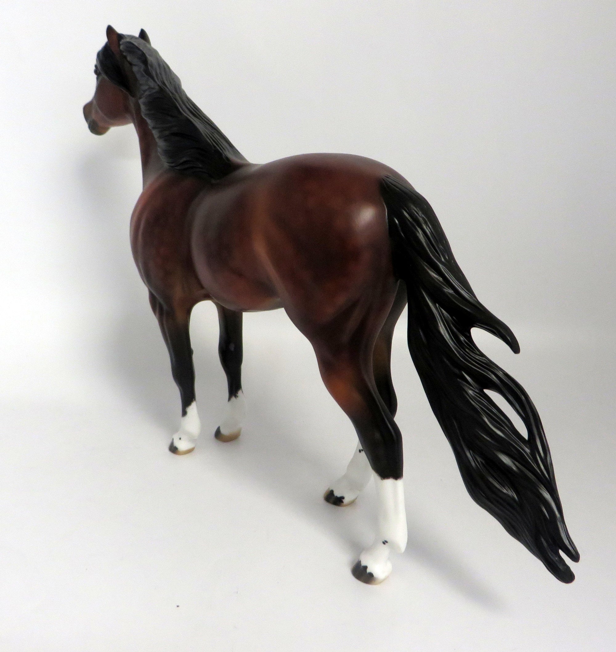 BAE-OOAK DAPPLE BAY MUSTANG MODEL HORSE 8/21/19