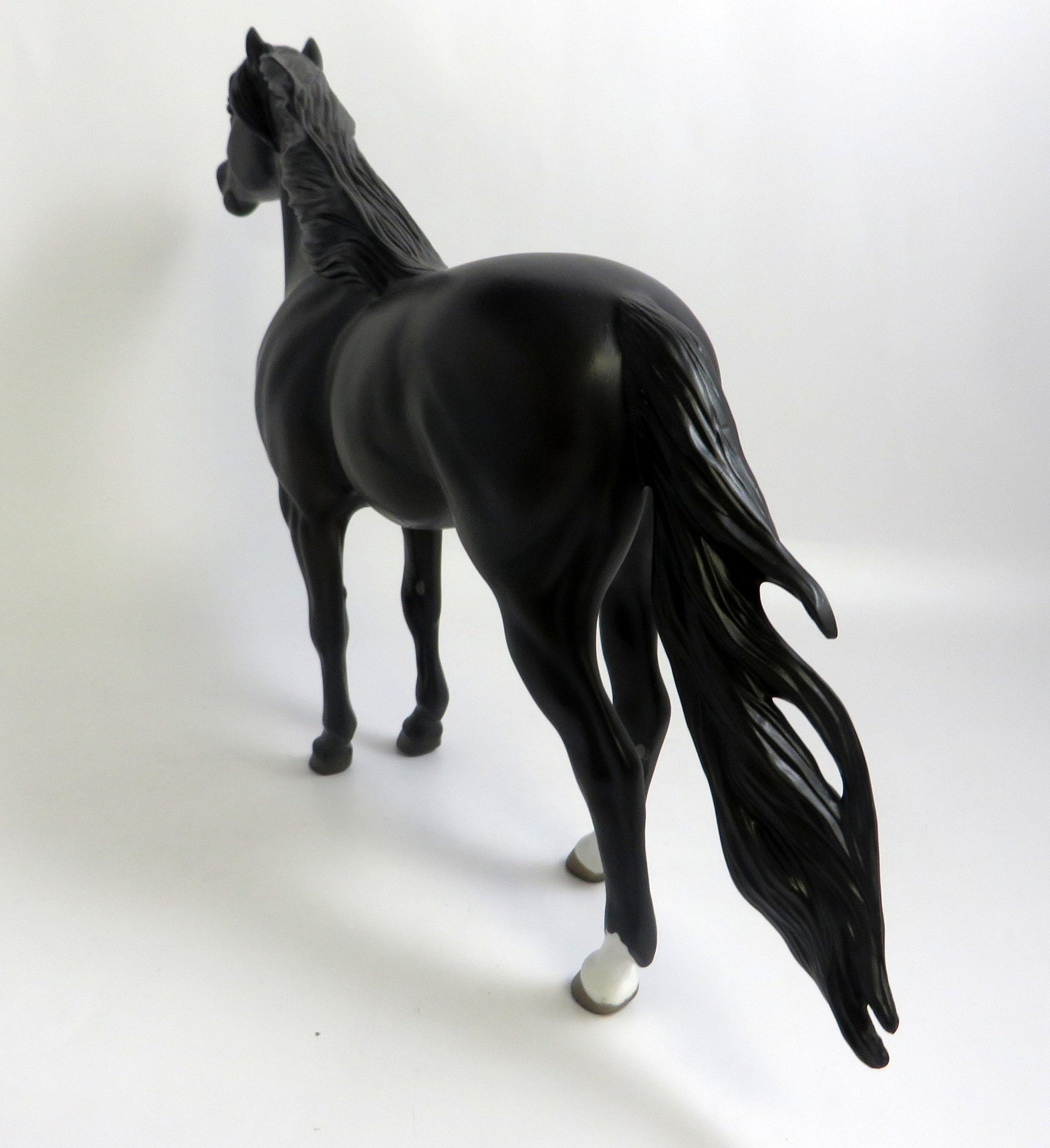 SPUR-OOAK BROWN BAY DAPPLE BLM MUSTANG MODEL HORSE BY AUDREY DIXON 8/22/19