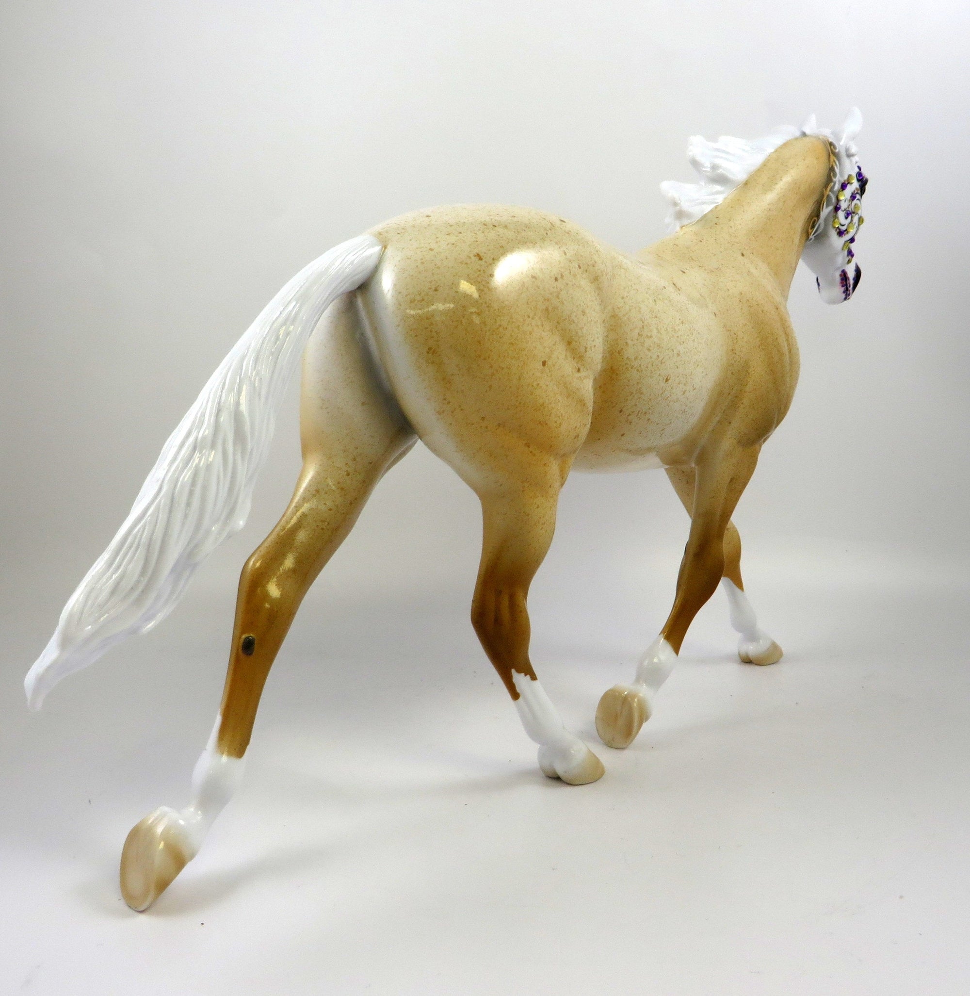 LADY AMOVA-OOAK PALOUSE SUGAR SKULL DECORATOR BY DAWN QUICK 8/23/19