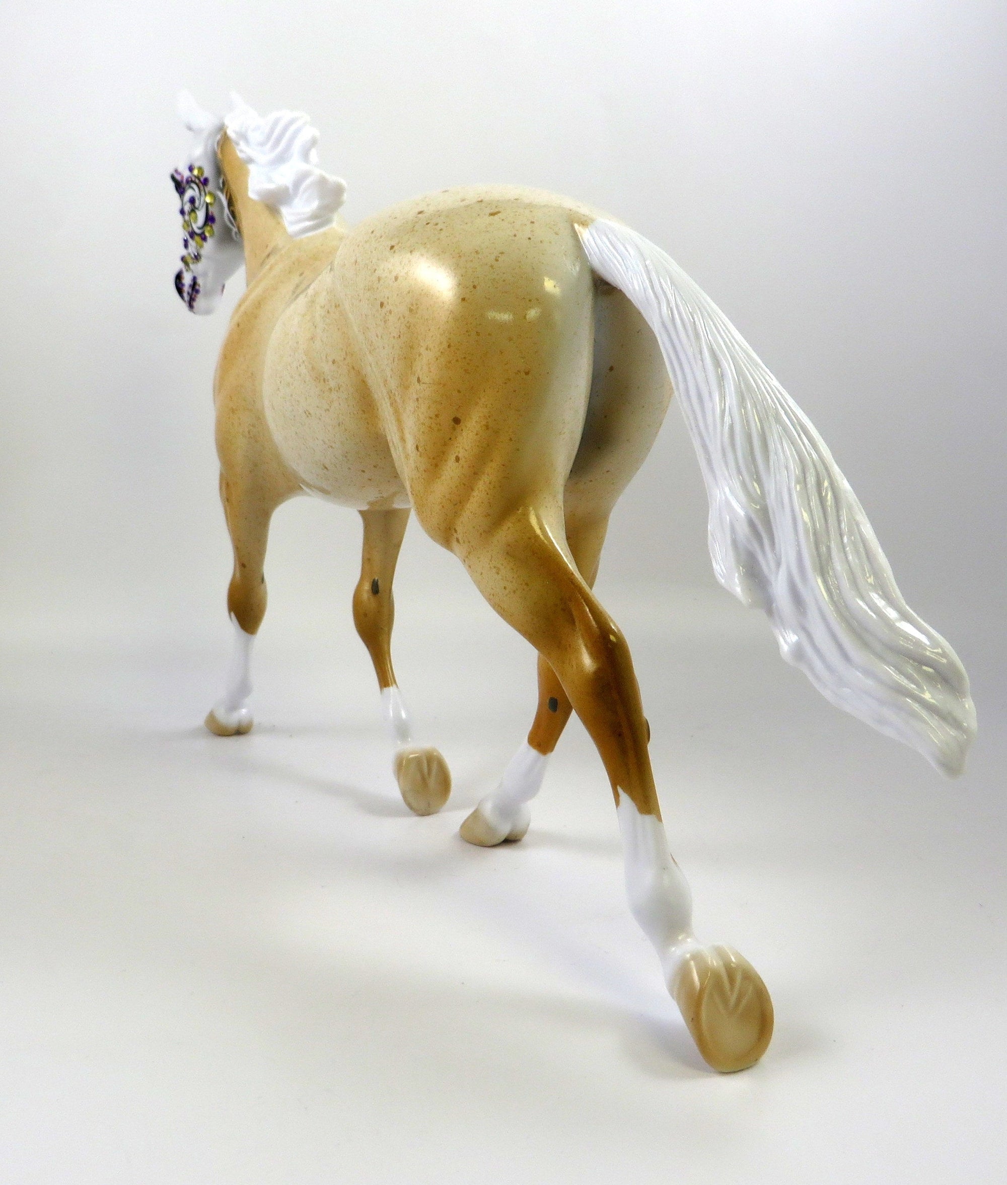 LADY AMOVA-OOAK PALOUSE SUGAR SKULL DECORATOR BY DAWN QUICK 8/23/19