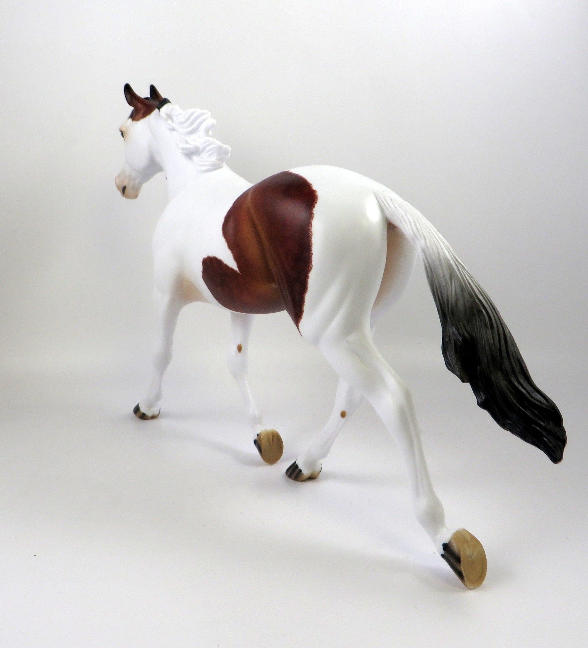 MUCBIOPOLLO-OOAK ETCHED DAPPLE BAY PALOUSE MODEL HORSE 8/26/19