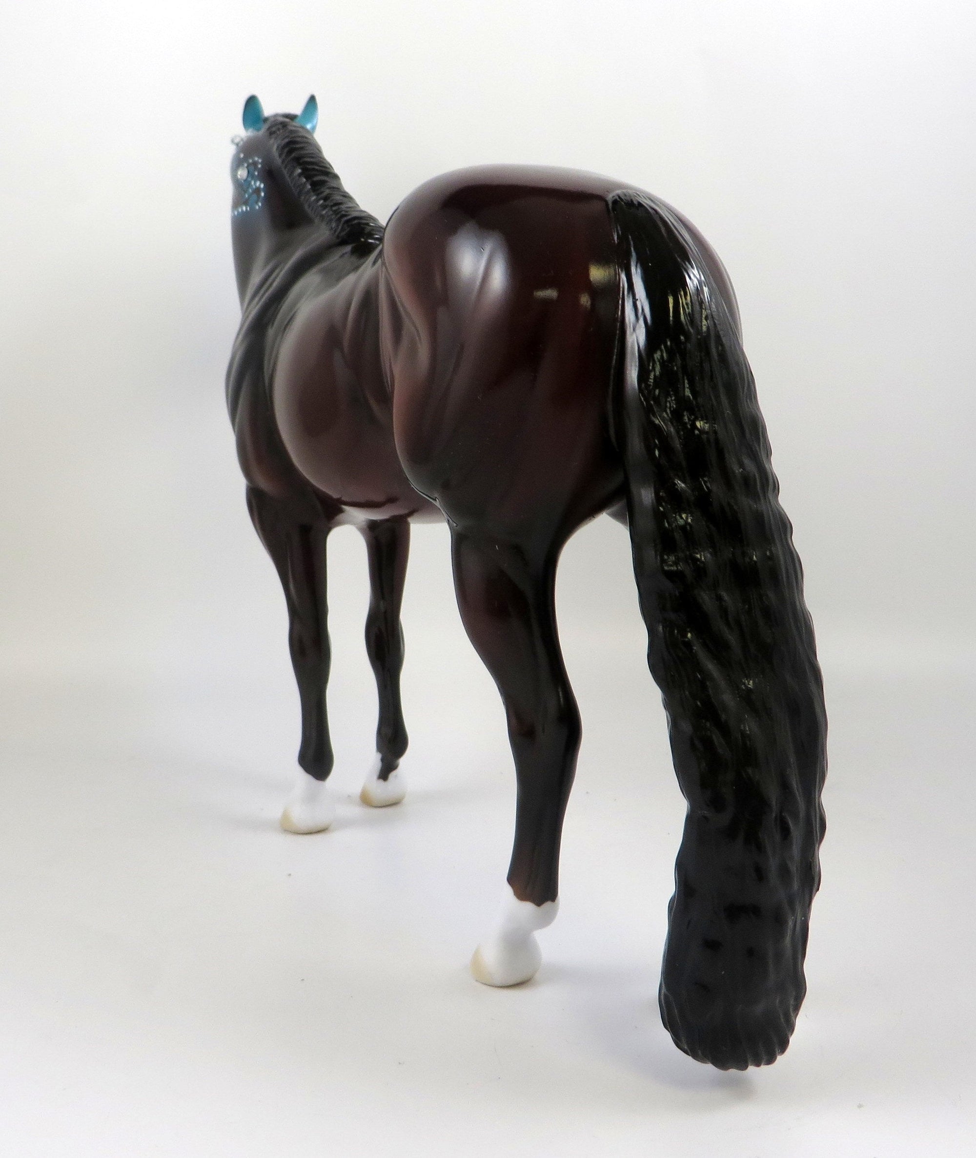 AZUCAR-OOAK-BAY DECORATOR SUGAR SKULL ISH MODEL HORSE BY DAWN QUICK 8/23/19