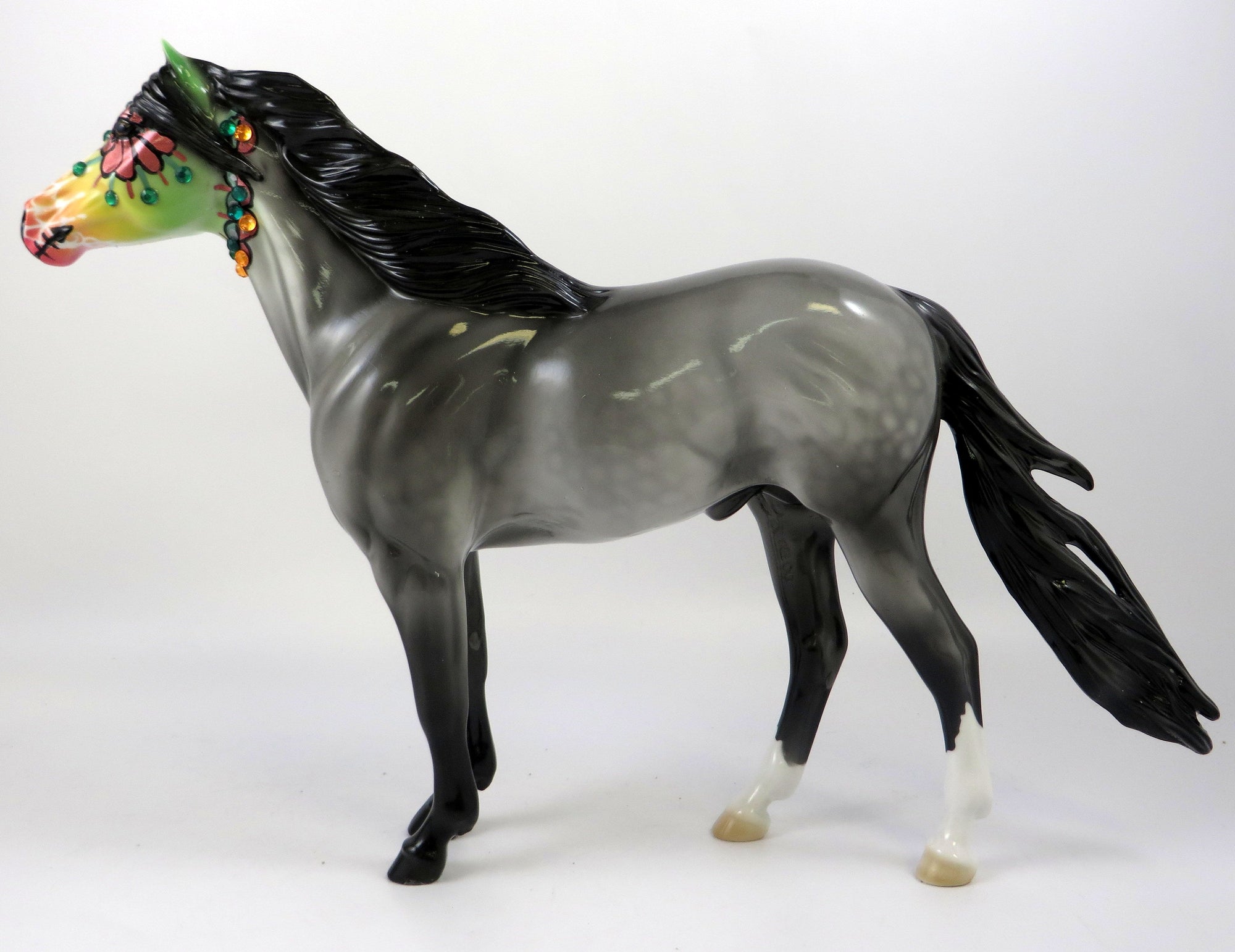 CEMPASUCHIT-OOAK DECORATOR SUGAR SKULL SPANISH MUSTANG 8/23/19