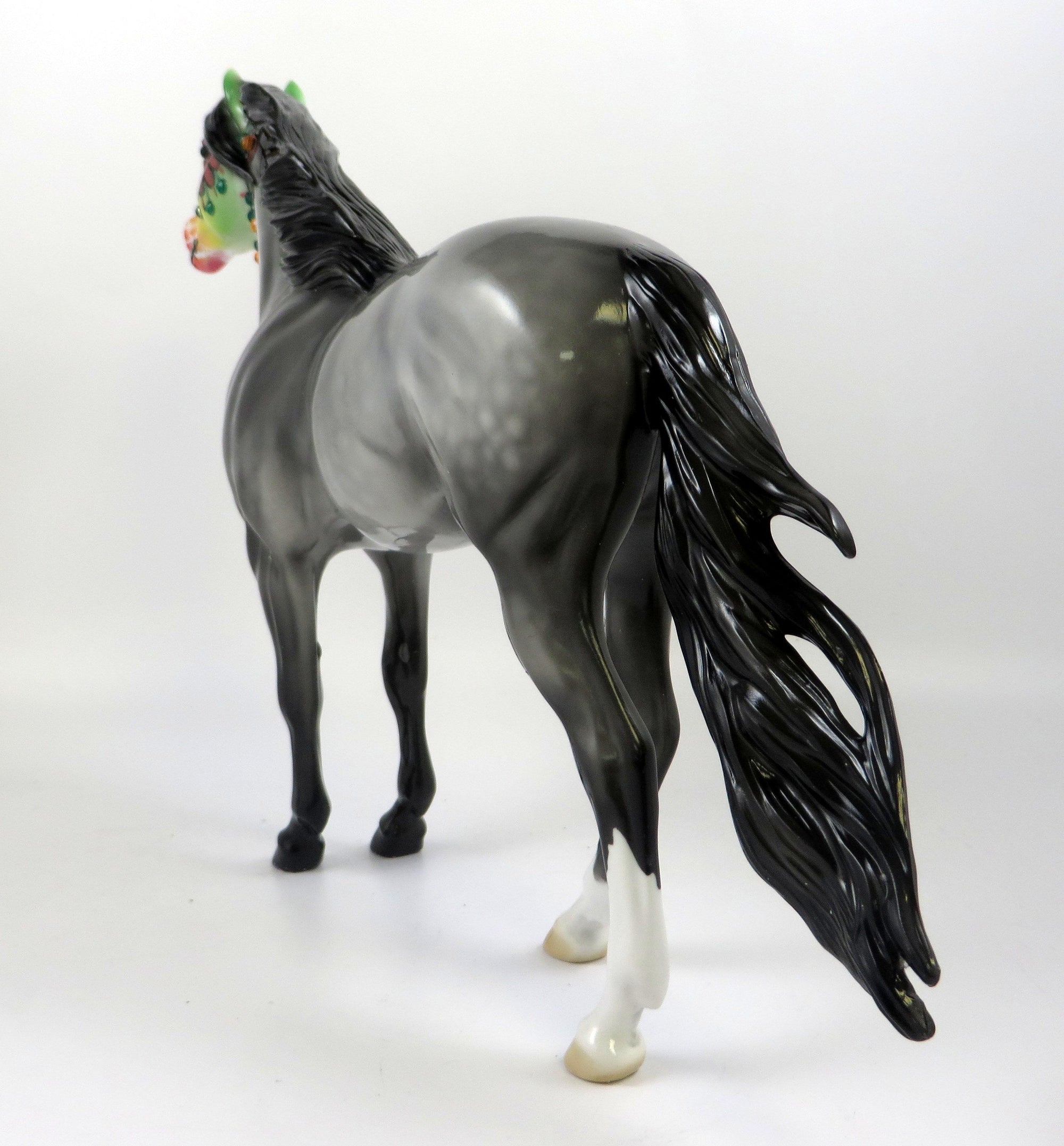 CEMPASUCHIT-OOAK DECORATOR SUGAR SKULL SPANISH MUSTANG 8/23/19