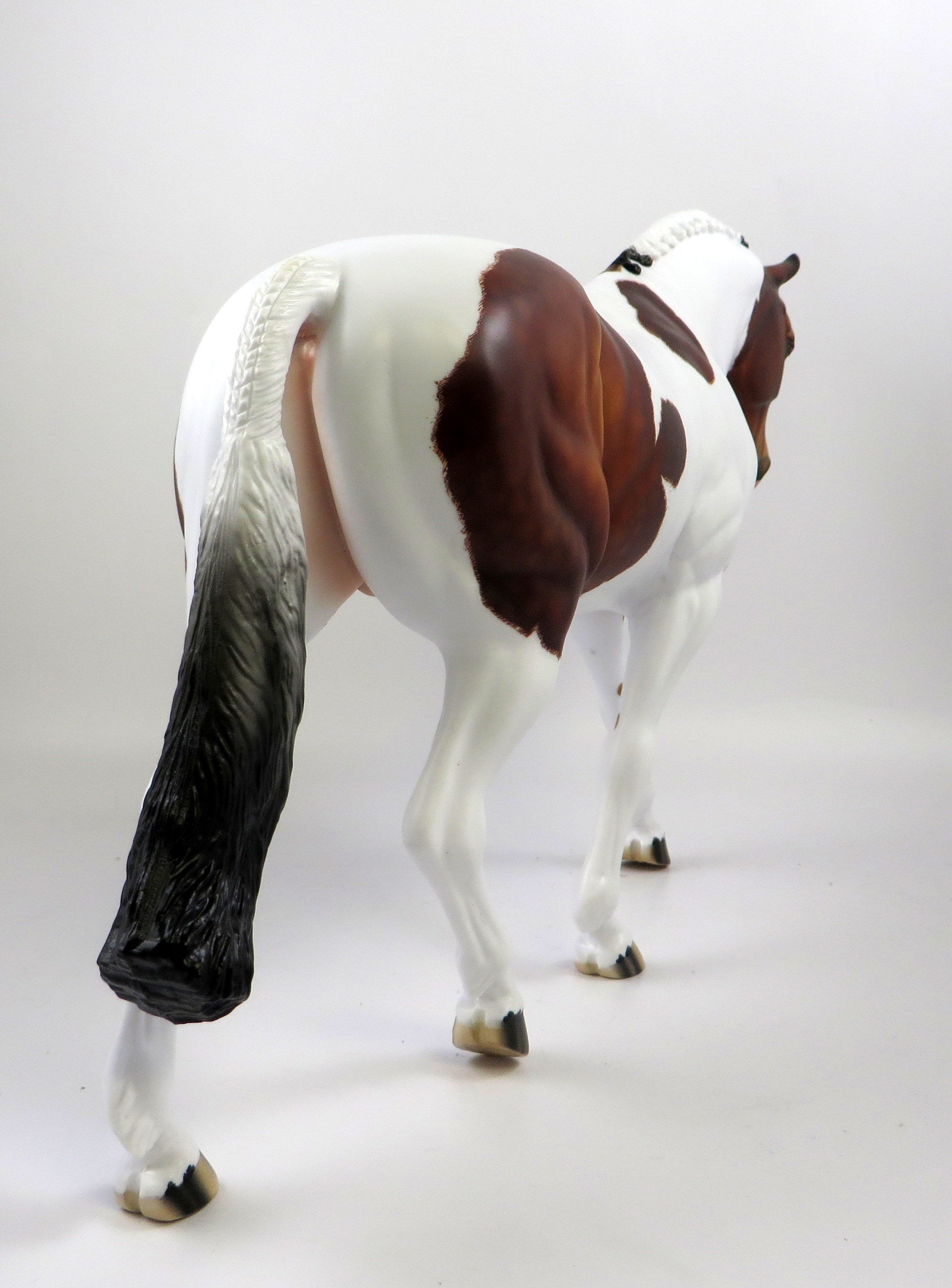 SHIH TZU-OOAK ETCHED DAPPLE BAY IRISH DRAFT MODEL HORSE 8/26/19