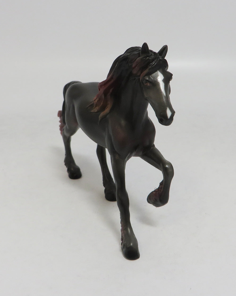 STRIKER-OOAK GREY FRESIAN CHIP LHS 2018