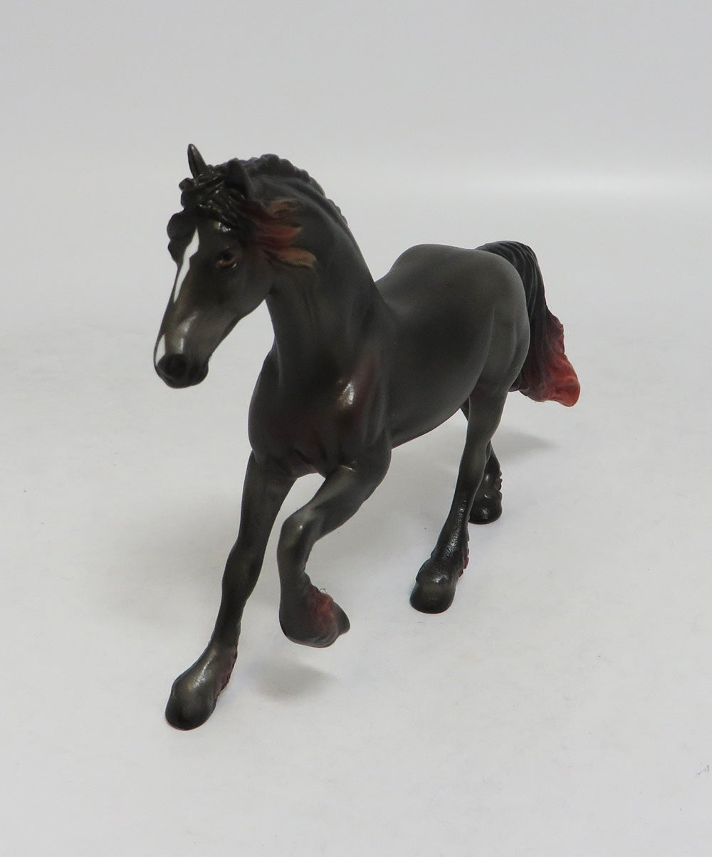 STRIKER-OOAK GREY FRESIAN CHIP LHS 2018