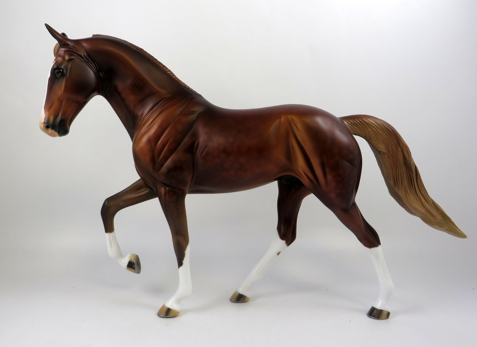 CHOW CHOW-OOAK DAPPLE CHESTNUT TENNESSEE WALKER MODEL HORSE BY AUDREY DIXON 8/26/19