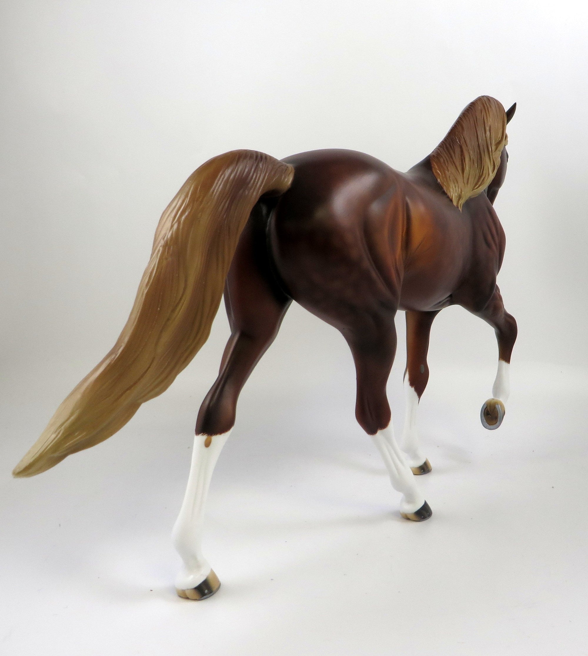 CHOW CHOW-OOAK DAPPLE CHESTNUT TENNESSEE WALKER MODEL HORSE BY AUDREY DIXON 8/26/19