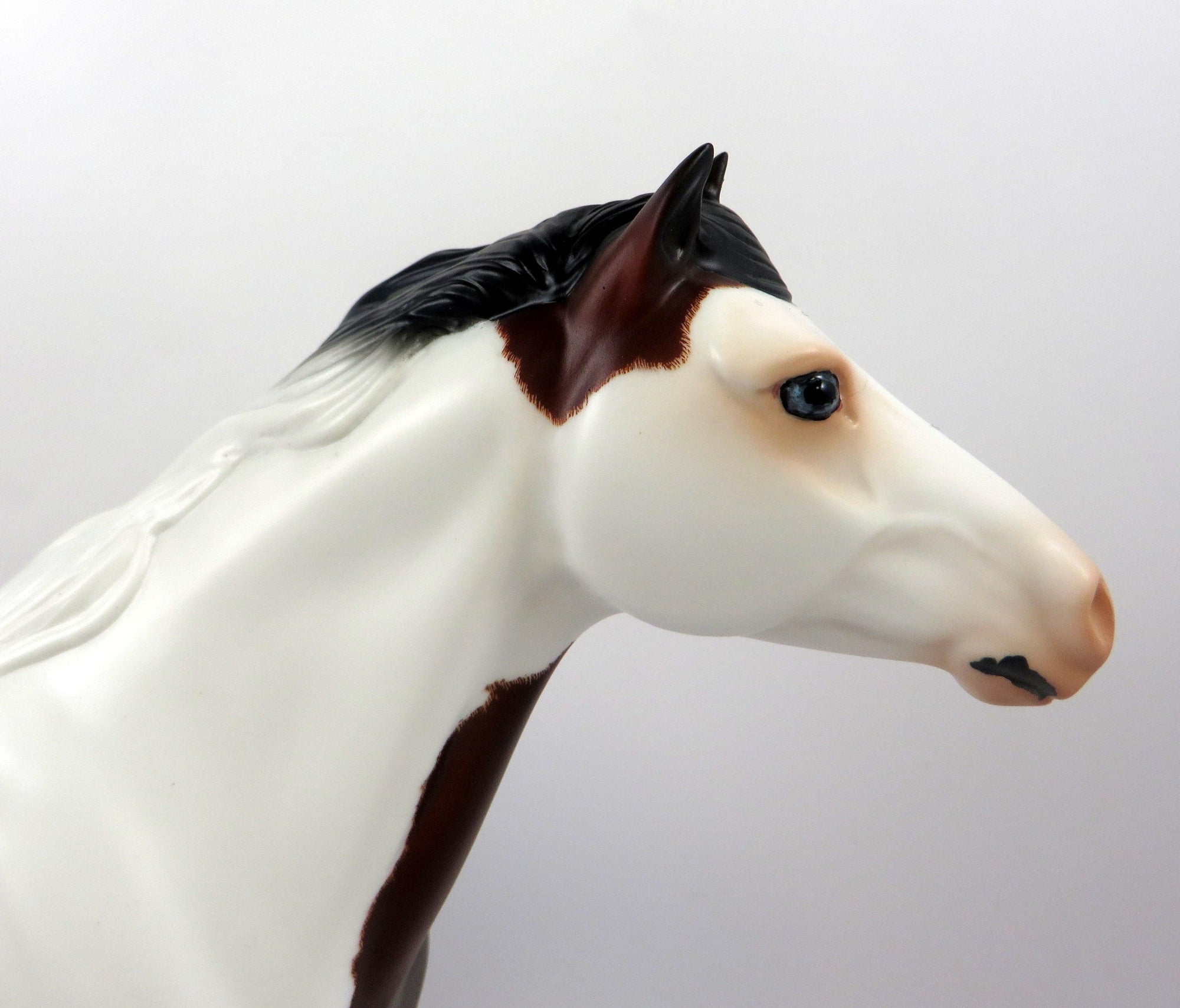 SAINT BERNARD-OOAK ETCHED DAPPLE BAY SPANISH MUSTANG MODEL HORSE 8/26/19