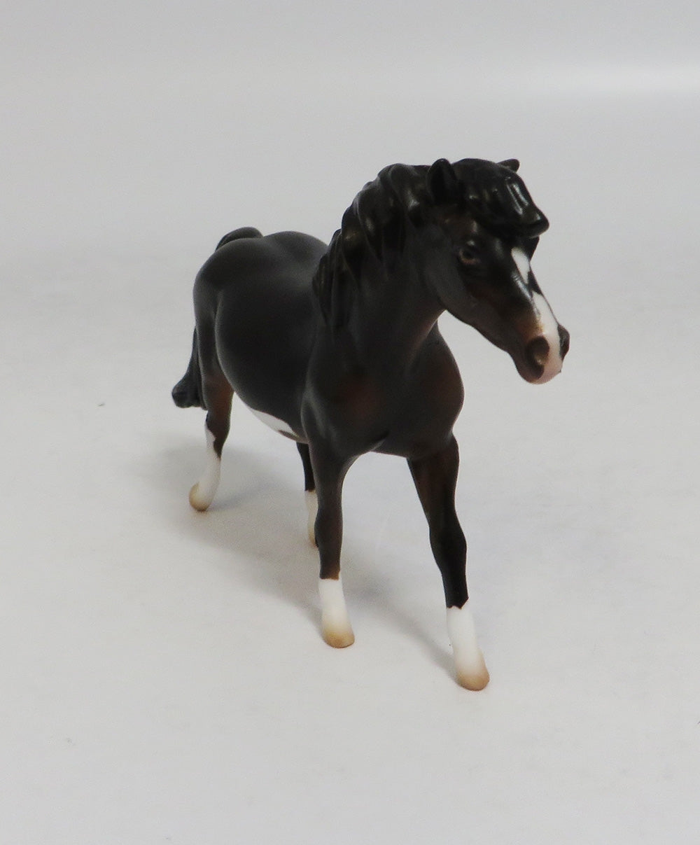 SPUDNICK-LE-6 CHESTNUT PINTO PONY CHIP MODEL HORSE 7/27/18