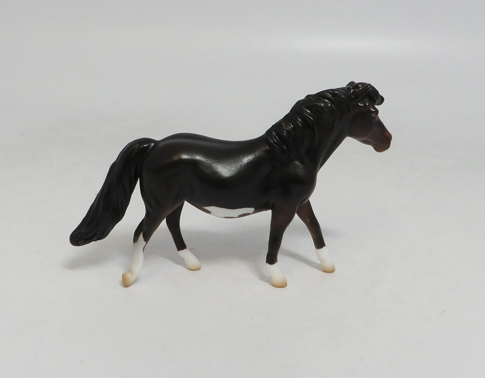 SPUDNICK-LE-6 CHESTNUT PINTO PONY CHIP MODEL HORSE 7/27/18