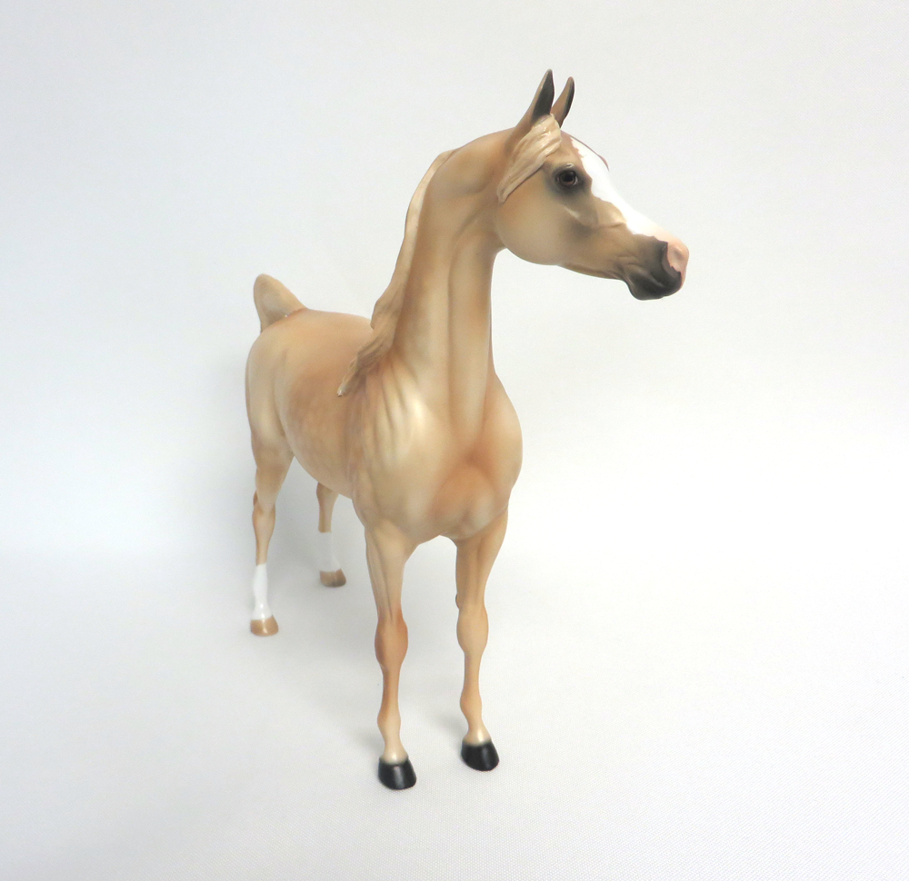 BOMBSHELL-OOAK DAPPLE PALOMINO ARABIAN MODEL HORSE MW19