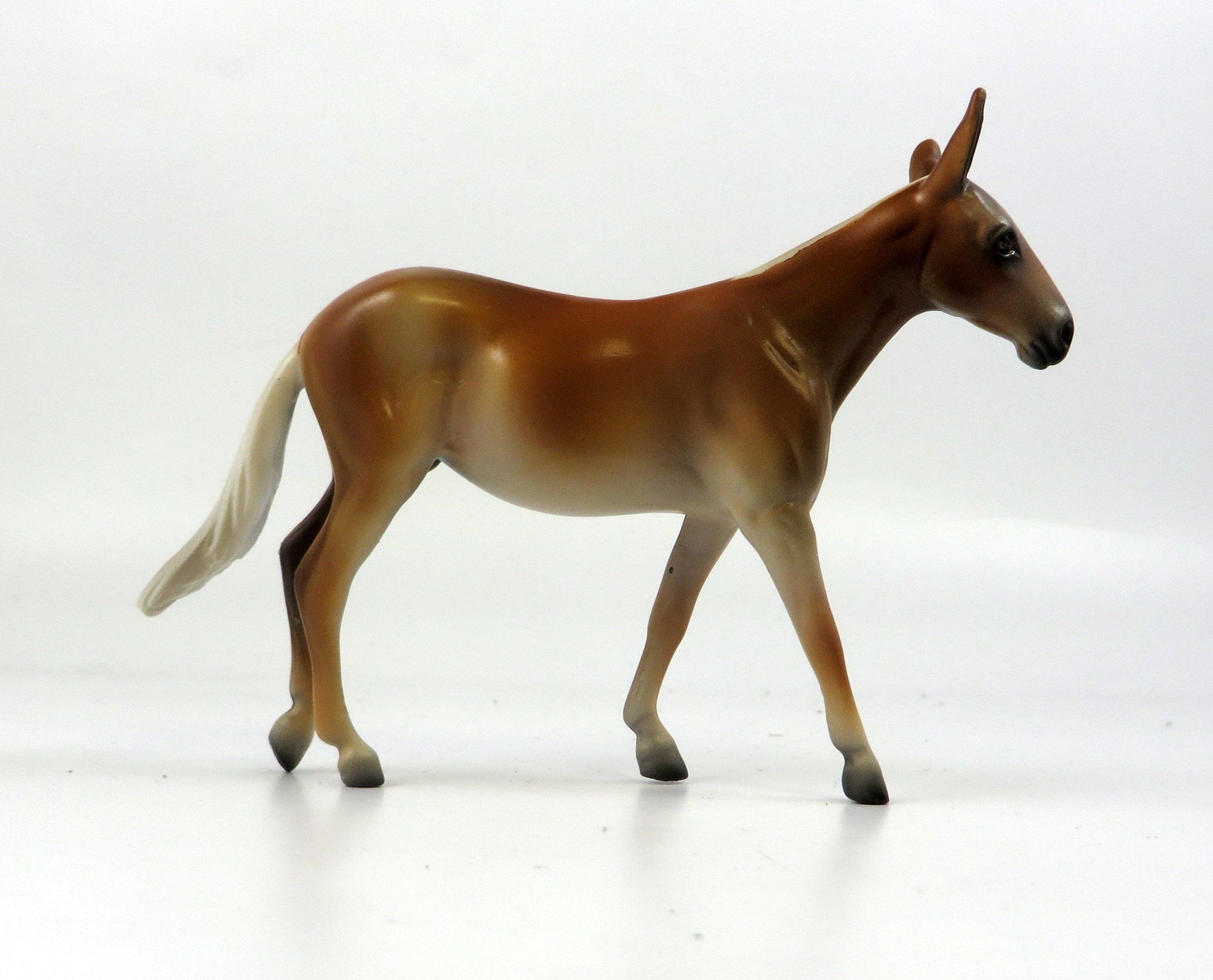 CIRCQUE-OOAK PALOMINO MULE MODEL HORSE LHS 19