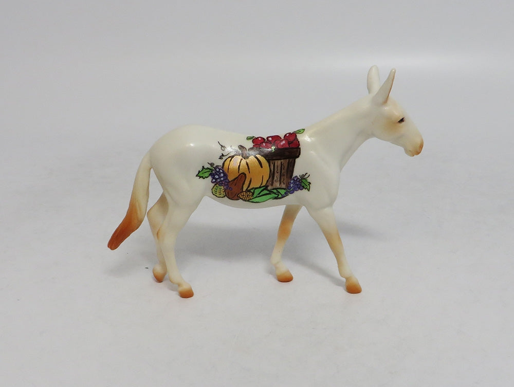 CORNUCOPIA - OOAK DECORATOR MULE CHIP LHS 2018