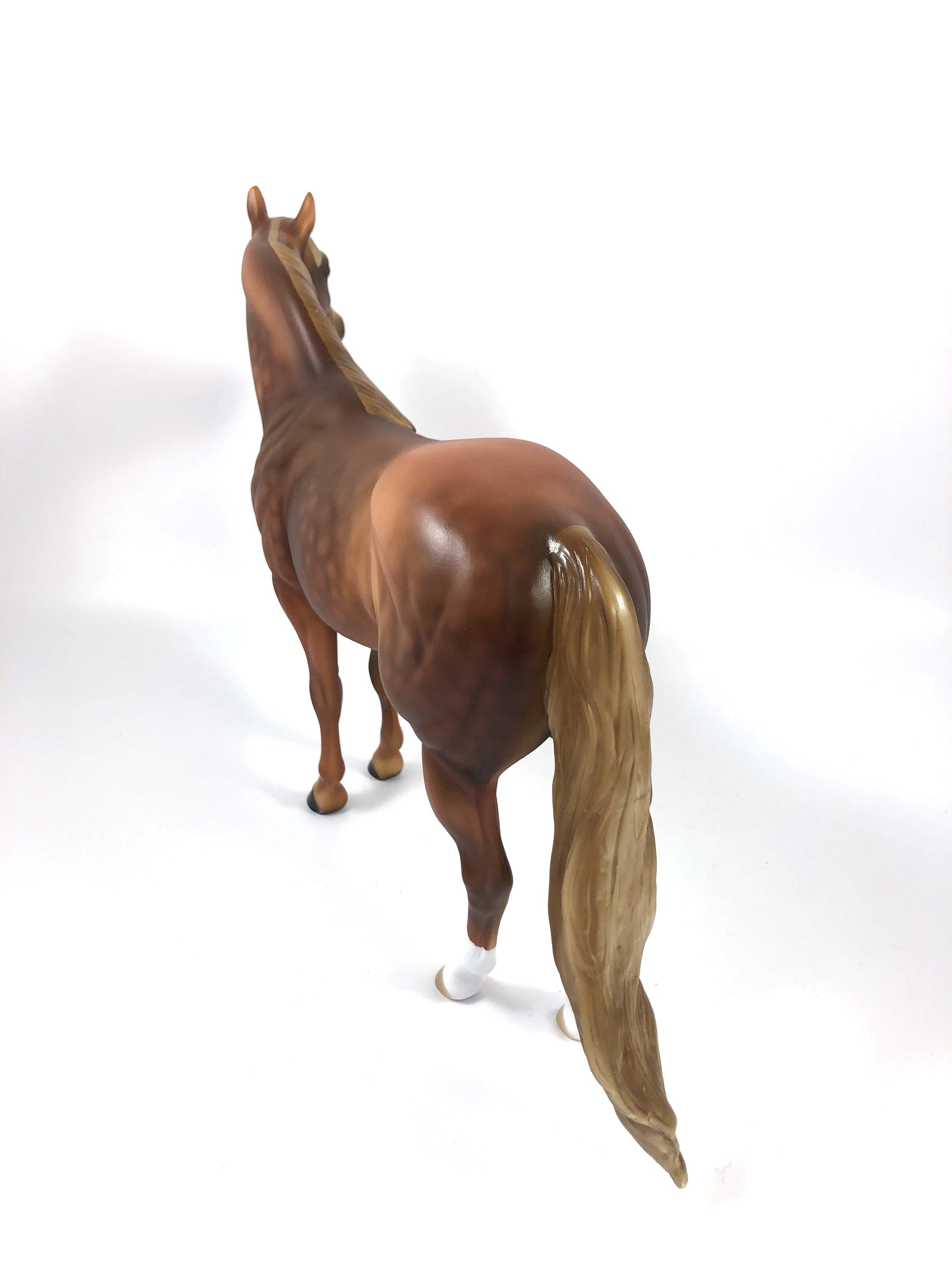 TATTERSALL-LE-15 DAPPLE CHESTNUT ISH MODEL HORSE SHCF 2019