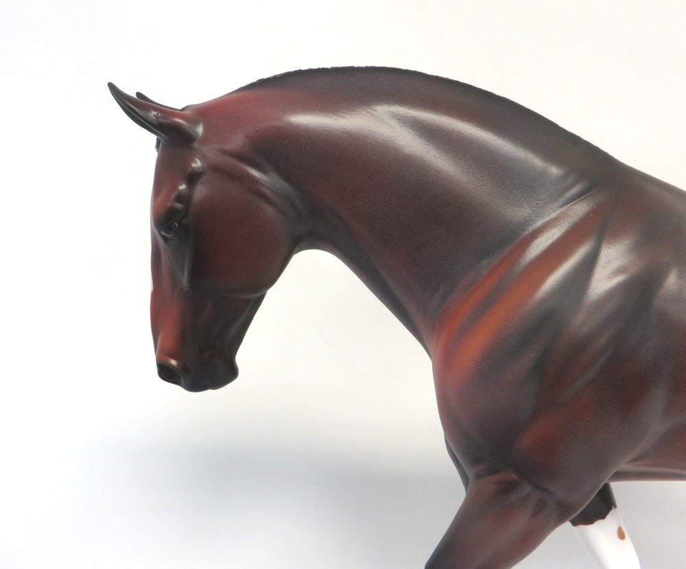 DARBY-LE-5 BAY ROAN IRISH DRAFT MODEL HORSE EA 19