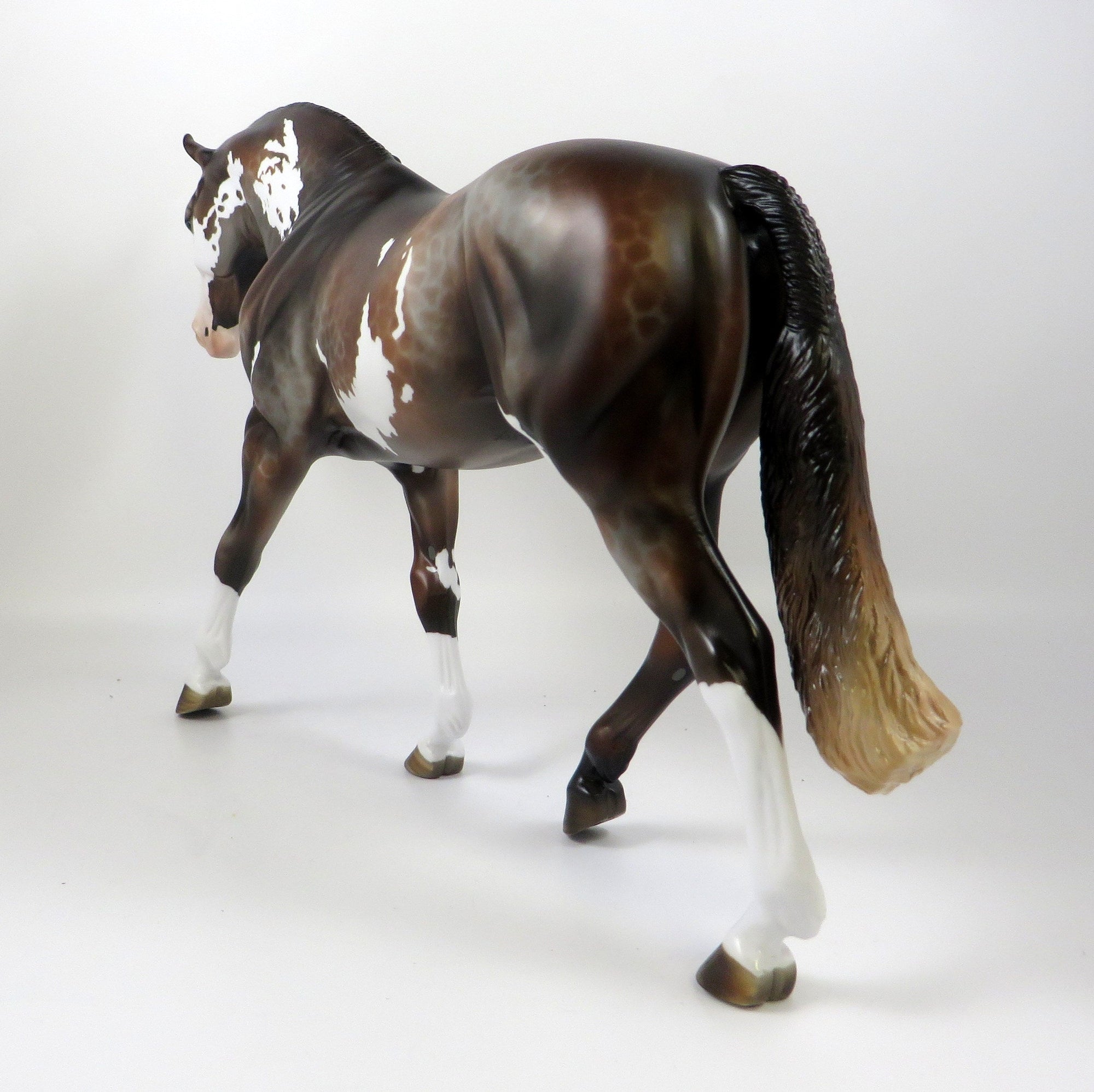 ESPIONAGE -- OOAK -- LACED BAY IRISH DRAFT MODEL HORSE BY MISSY FOX 8/28/19