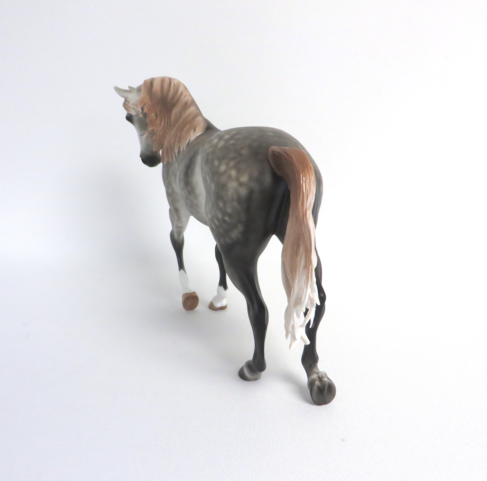 LAZY RIVER-OOAK DAPPLE GREY THOROUGHBRED MODEL HORSE EA 19