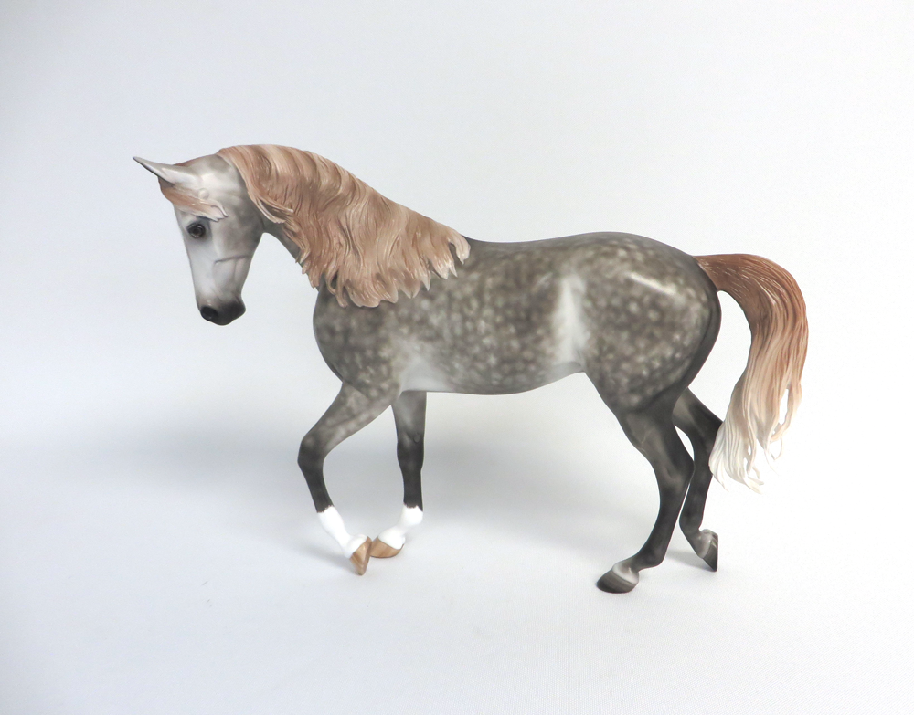 LAZY RIVER-OOAK DAPPLE GREY THOROUGHBRED MODEL HORSE EA 19