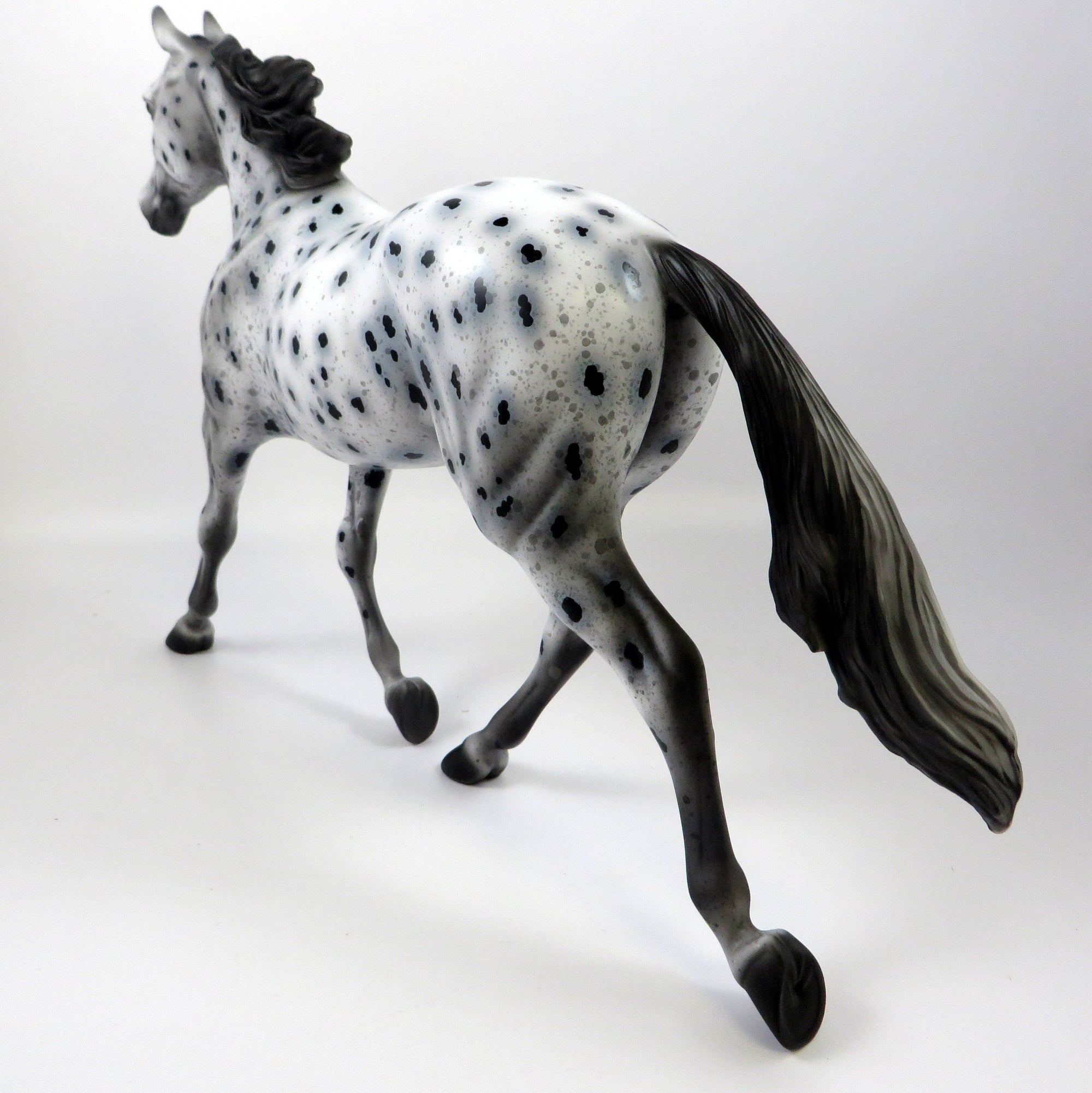 HUDSONVILLE-OOAK LOUD LEOPARD APPALOOSA MODEL HORSE 8/28/19