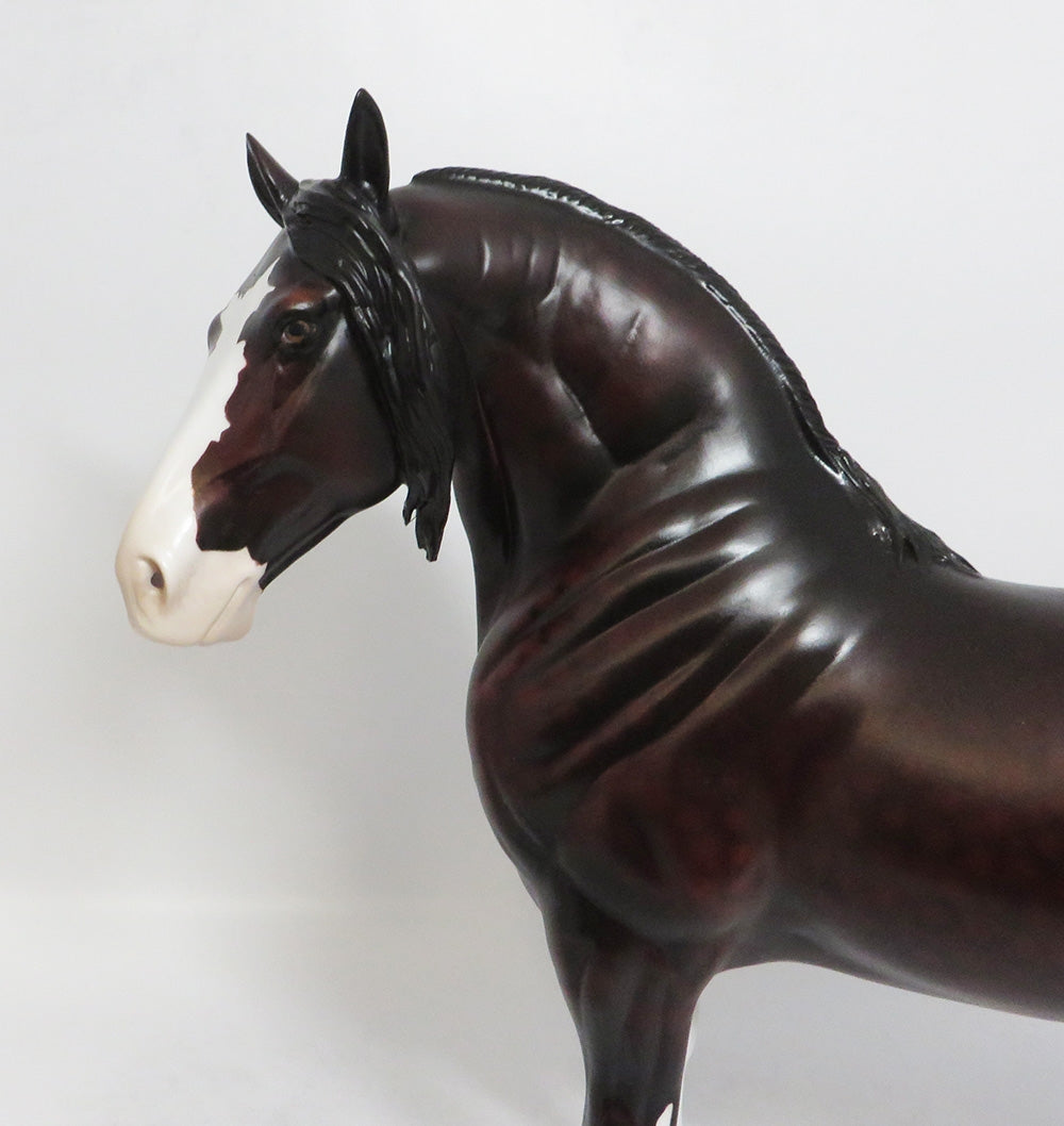 DURAN-OOAK DARK DAPPLE BAY STANDING DRAFT CM MANE AND TAIL MODEL HORSE 8/3/18