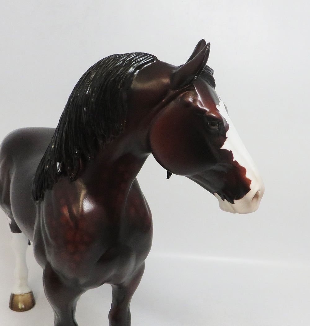 DURAN-OOAK DARK DAPPLE BAY STANDING DRAFT CM MANE AND TAIL MODEL HORSE 8/3/18