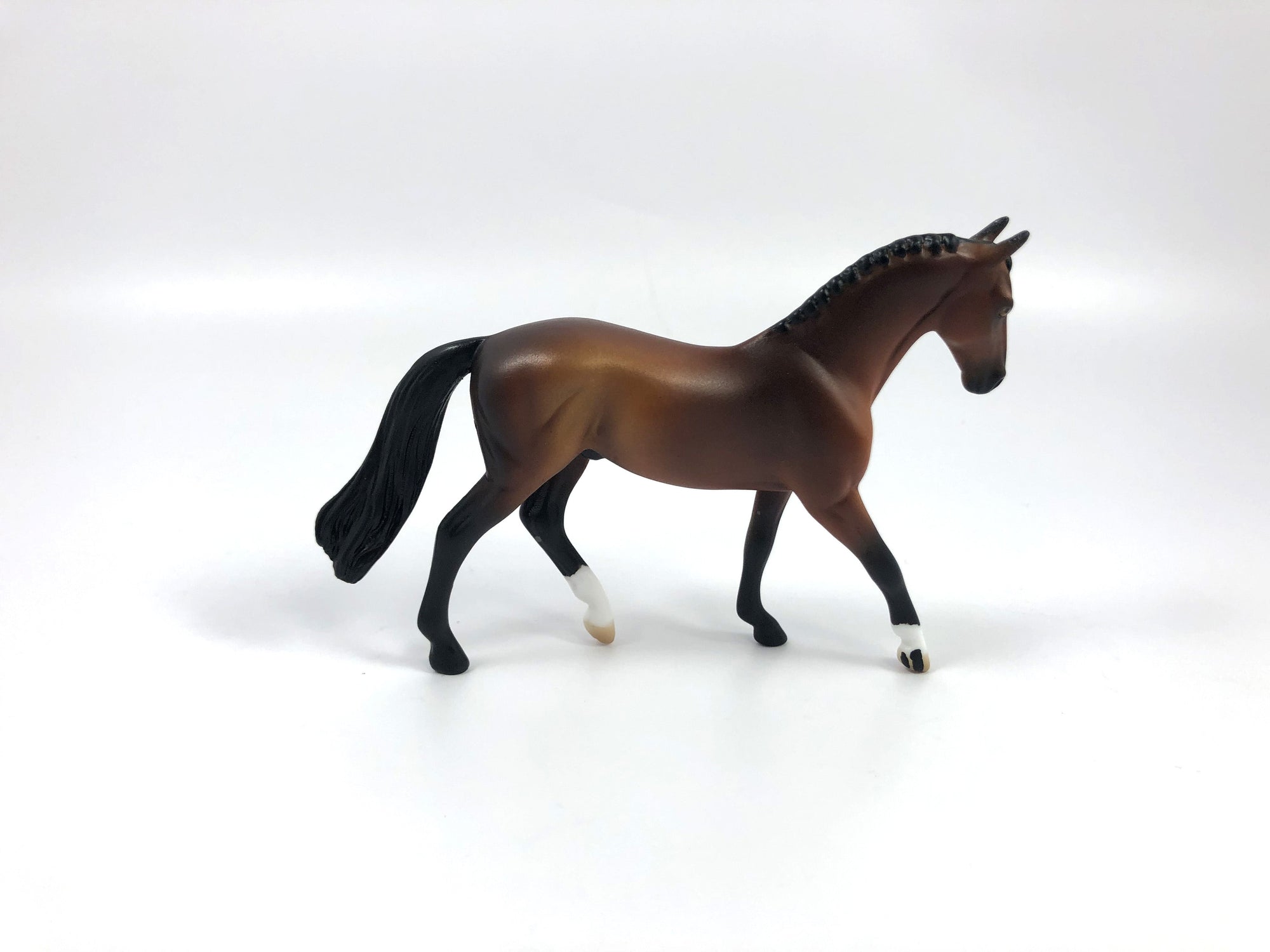 QIVIUT-- OOAK BAY WARMBLOOD CHIP BY AUDREY DIXON SHCF 19