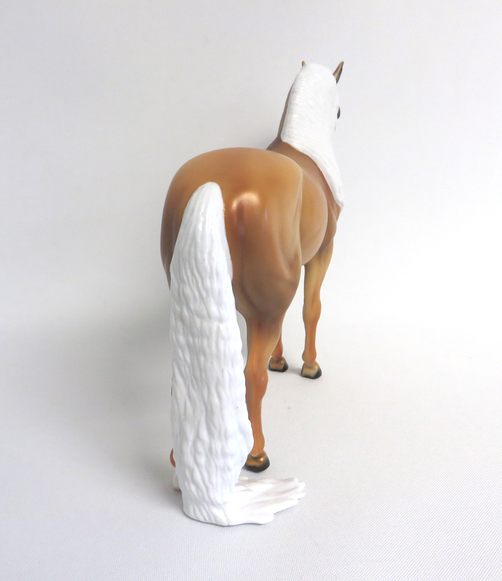 SPANISH FLAME-LE-15 GOLDEN PALOMINO ANDALUSIAN MW 19/EA