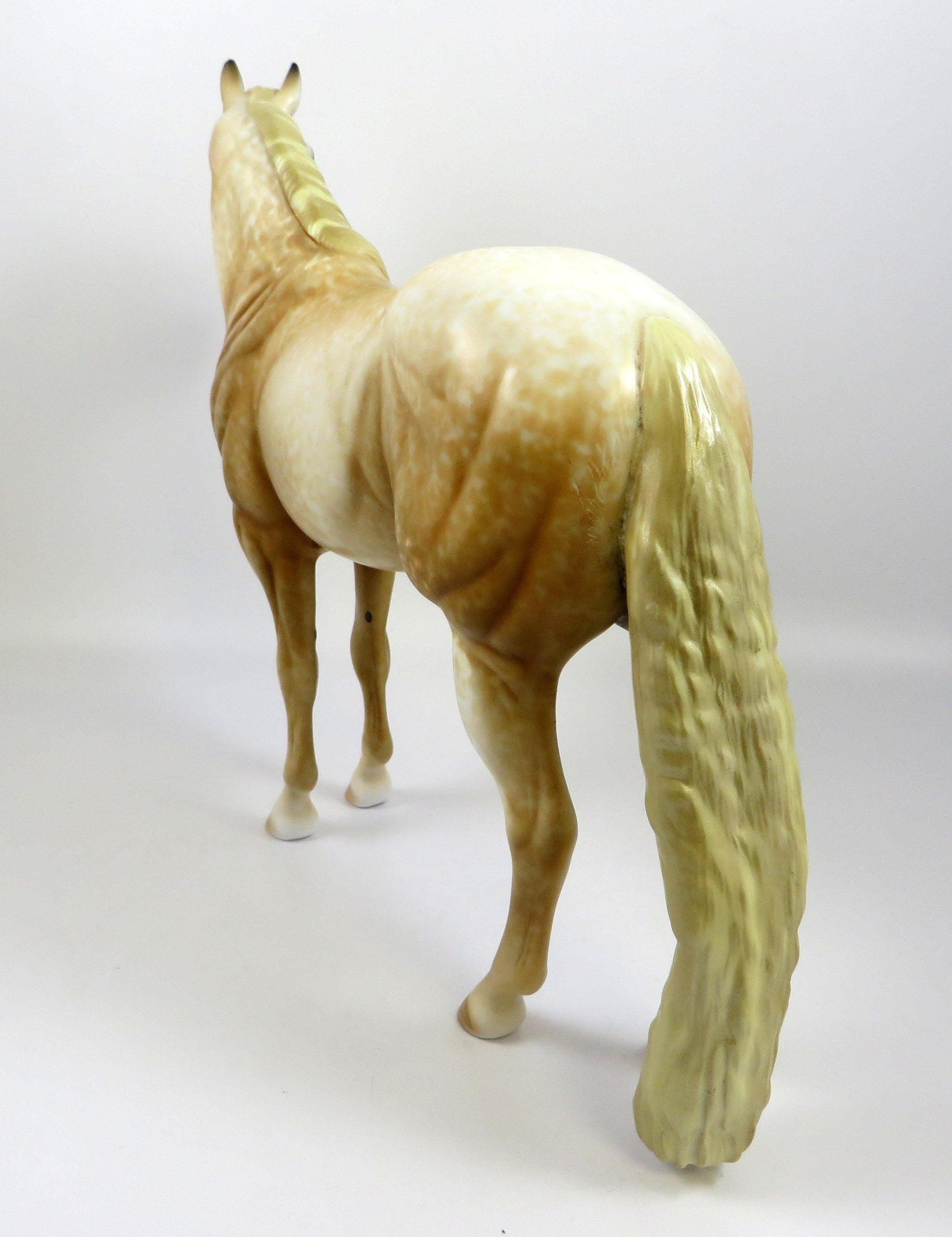 GOLDEN DOODLE-OOAK LIGHT CHESTNUT ISH MODEL HORSE BY AL 8/30/19