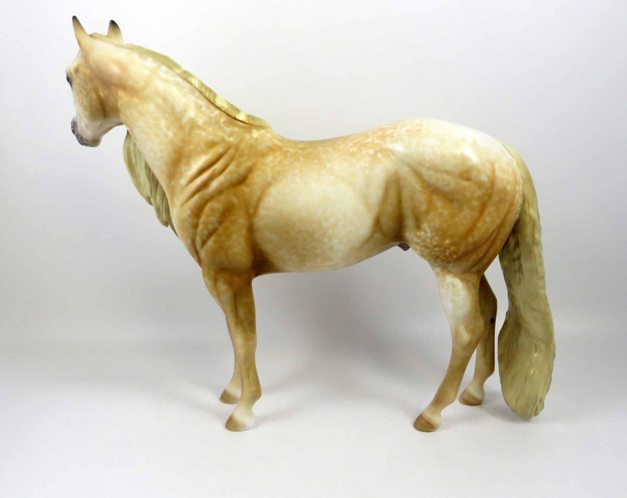 GOLDEN DOODLE-OOAK LIGHT CHESTNUT ISH MODEL HORSE BY AL 8/30/19