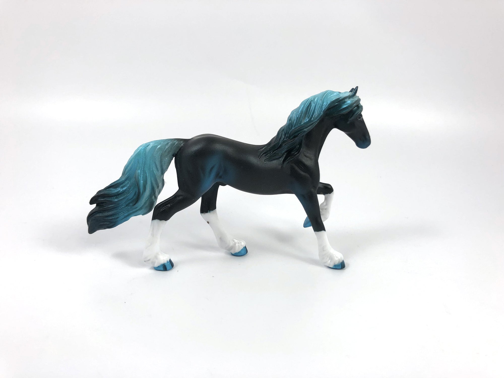 CAMPBELL -- OOAK -- BLUE BLACK DECORATOR FRIESIAN CHIP SHCF 19