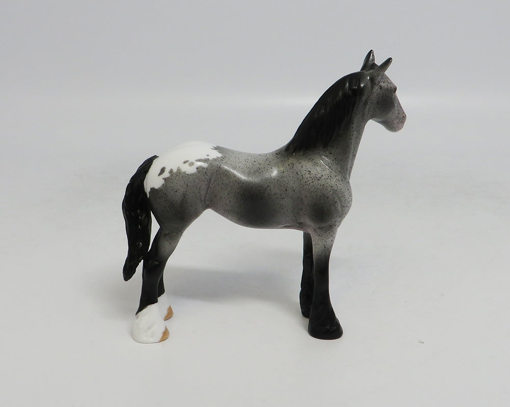 MYSTIQUE-LE-5 APPALOOSA CHIP DRAFTER WITH CUSTOM TAIL LHS 2018