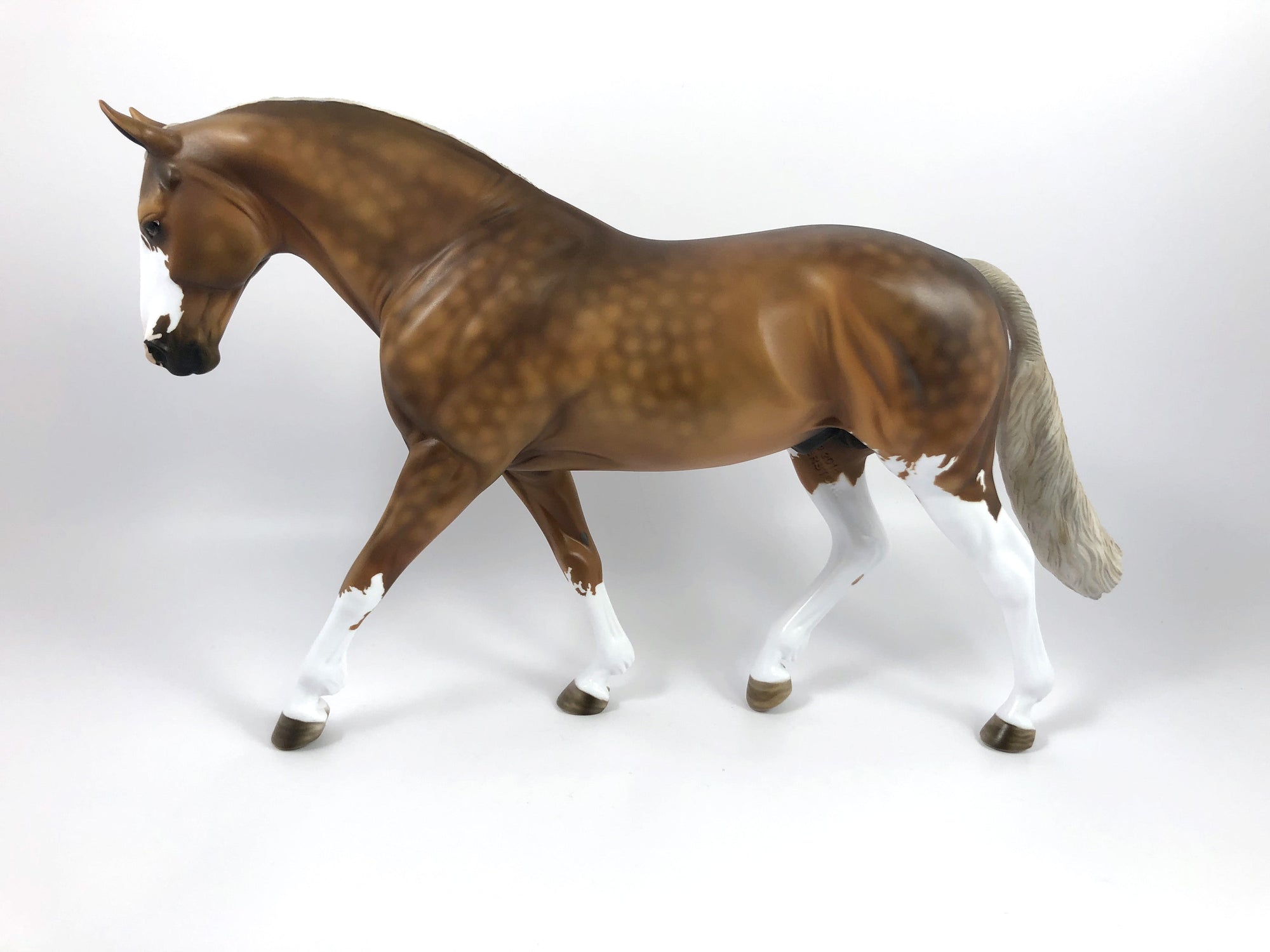 OXFORD-- OOAK -- DAPPLED PALOMINO IRISH DRAFT MODEL HORSE BY MISSY FOX SHCF 19