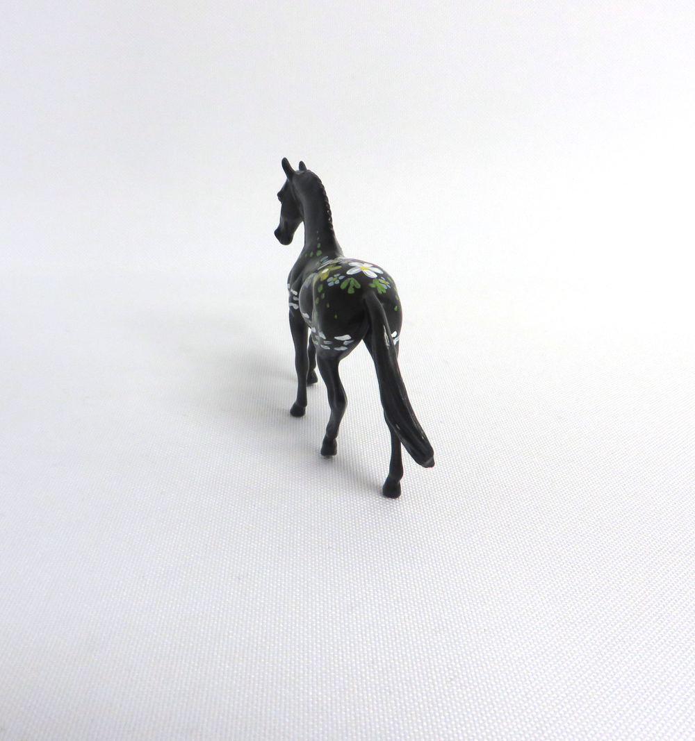 ZANDER  -- OOAK DUTCH STYLE SRPING  DECORATORS BY DAWN QUICK 4-11-19