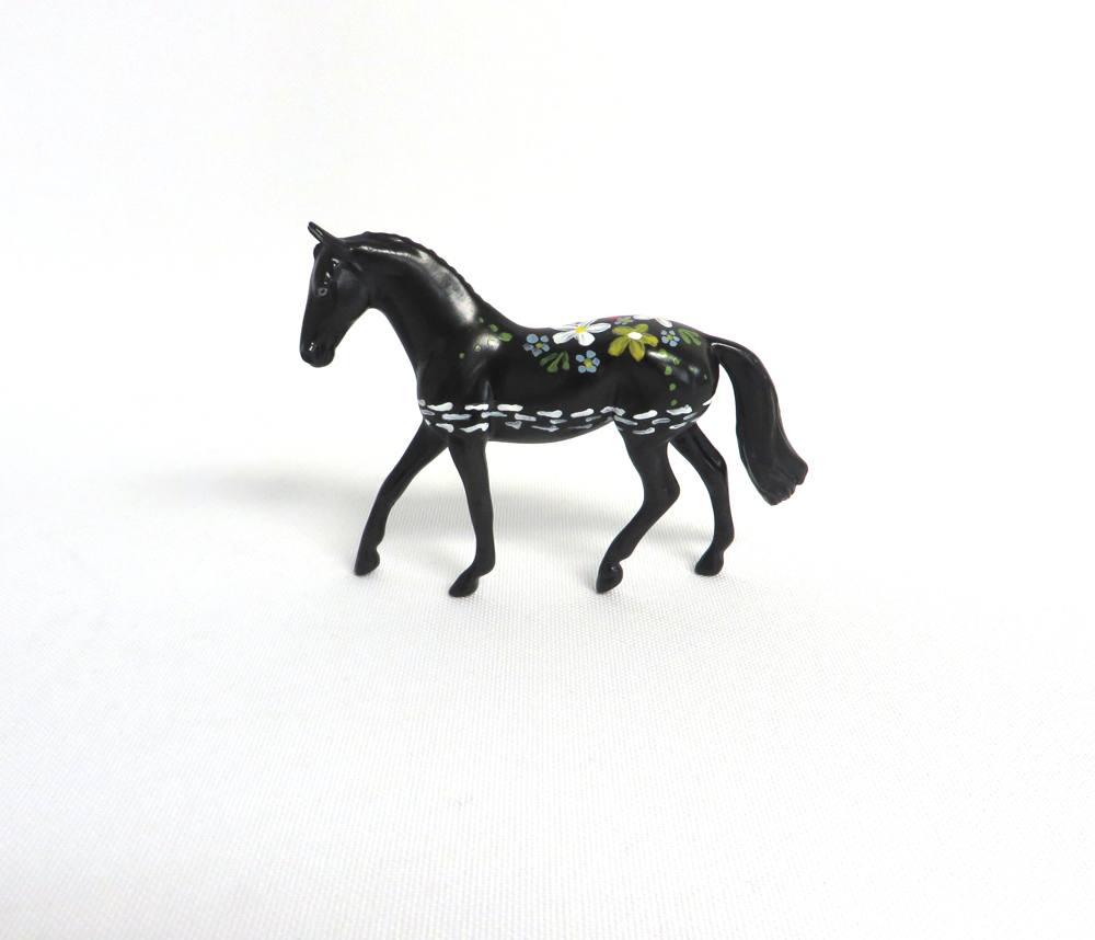 ZANDER  -- OOAK DUTCH STYLE SRPING  DECORATORS BY DAWN QUICK 4-11-19