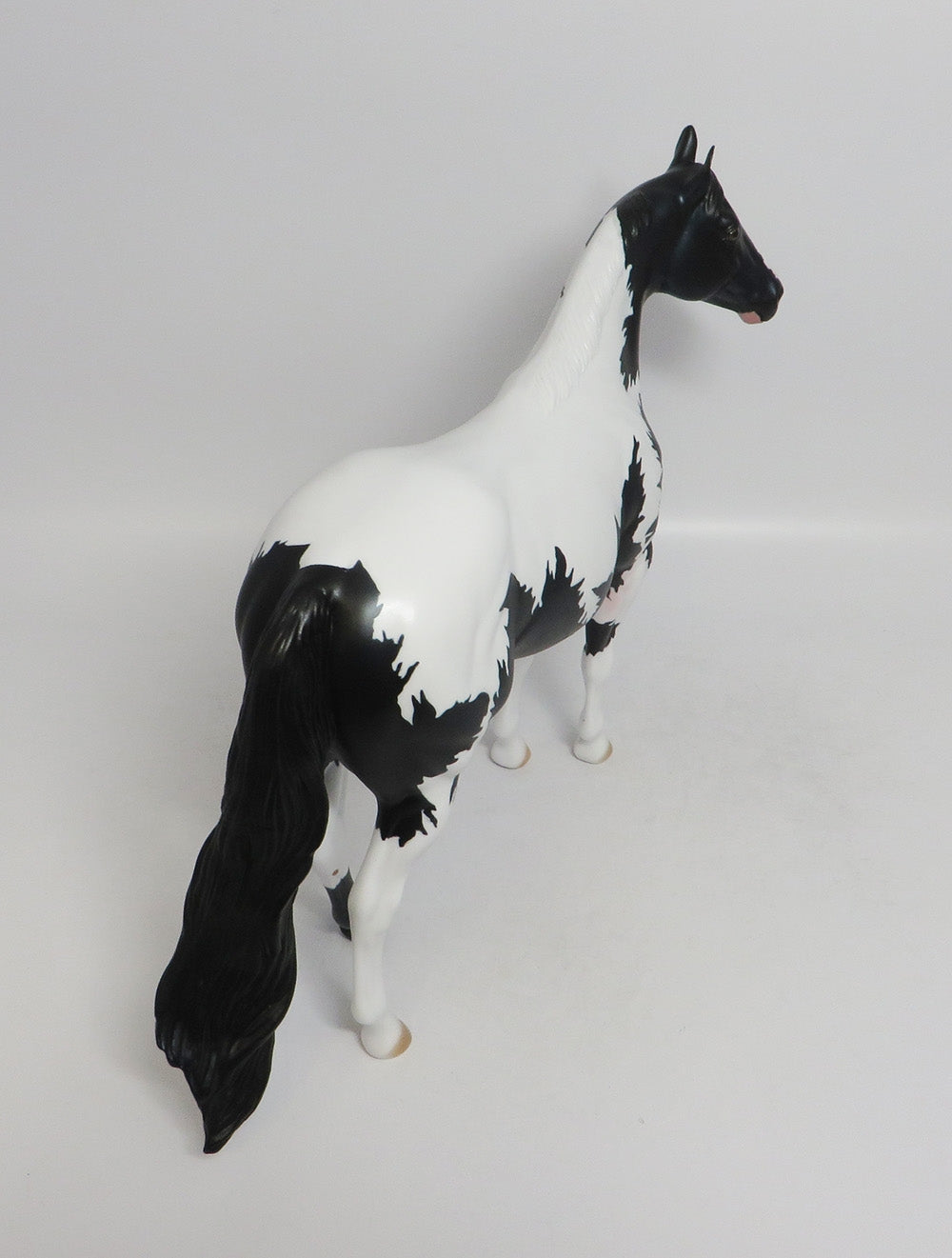 TETRIS~OOAK BLACK PINTO ISH MODLE HORSE 8/10/18