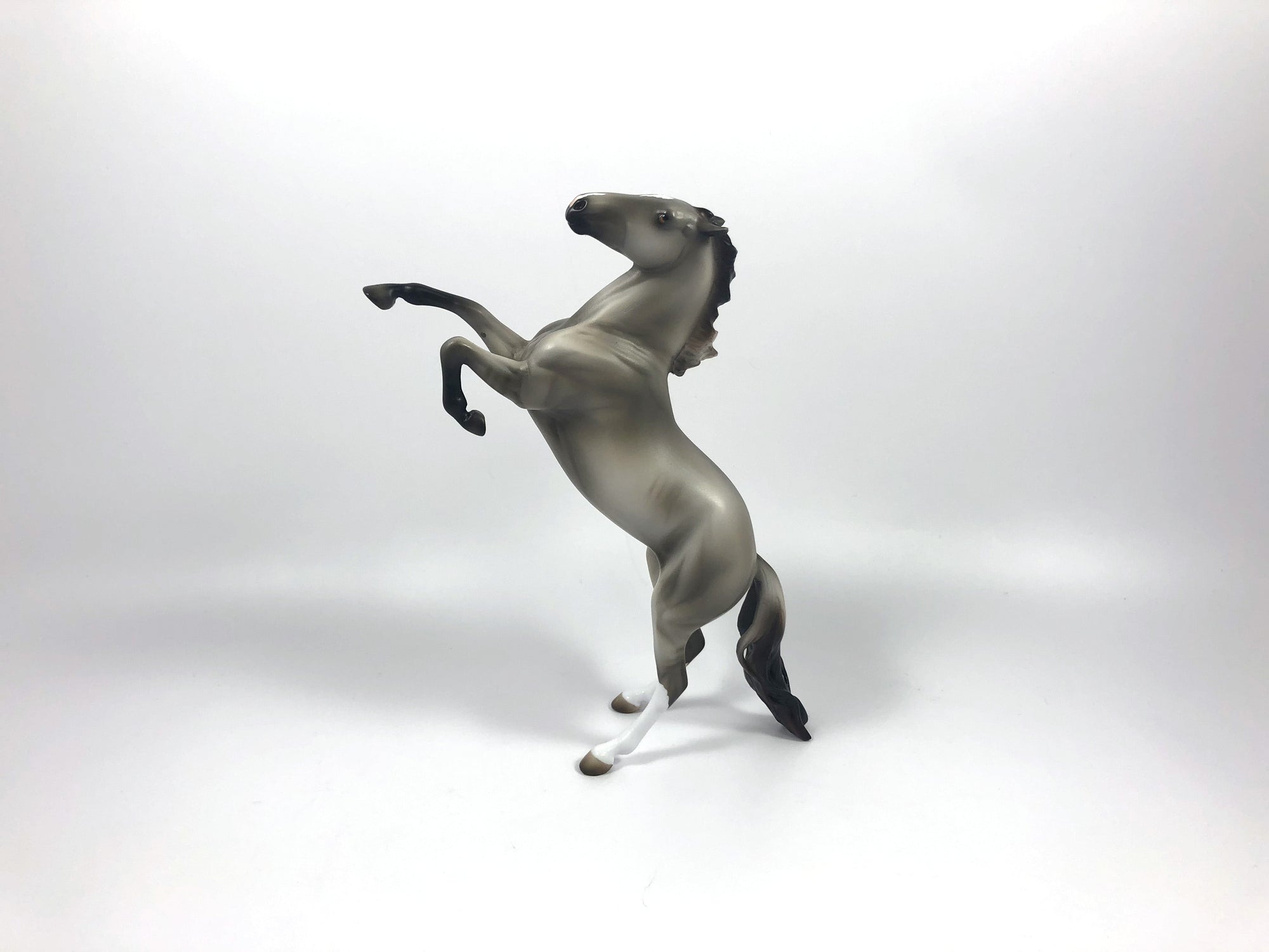 BUFFALO CHECK-LE-30 GRULLA REARING PEBBLES SHCF 2019